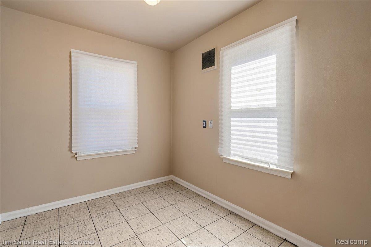 2962 Ewald Circle Detroit City MI 48238