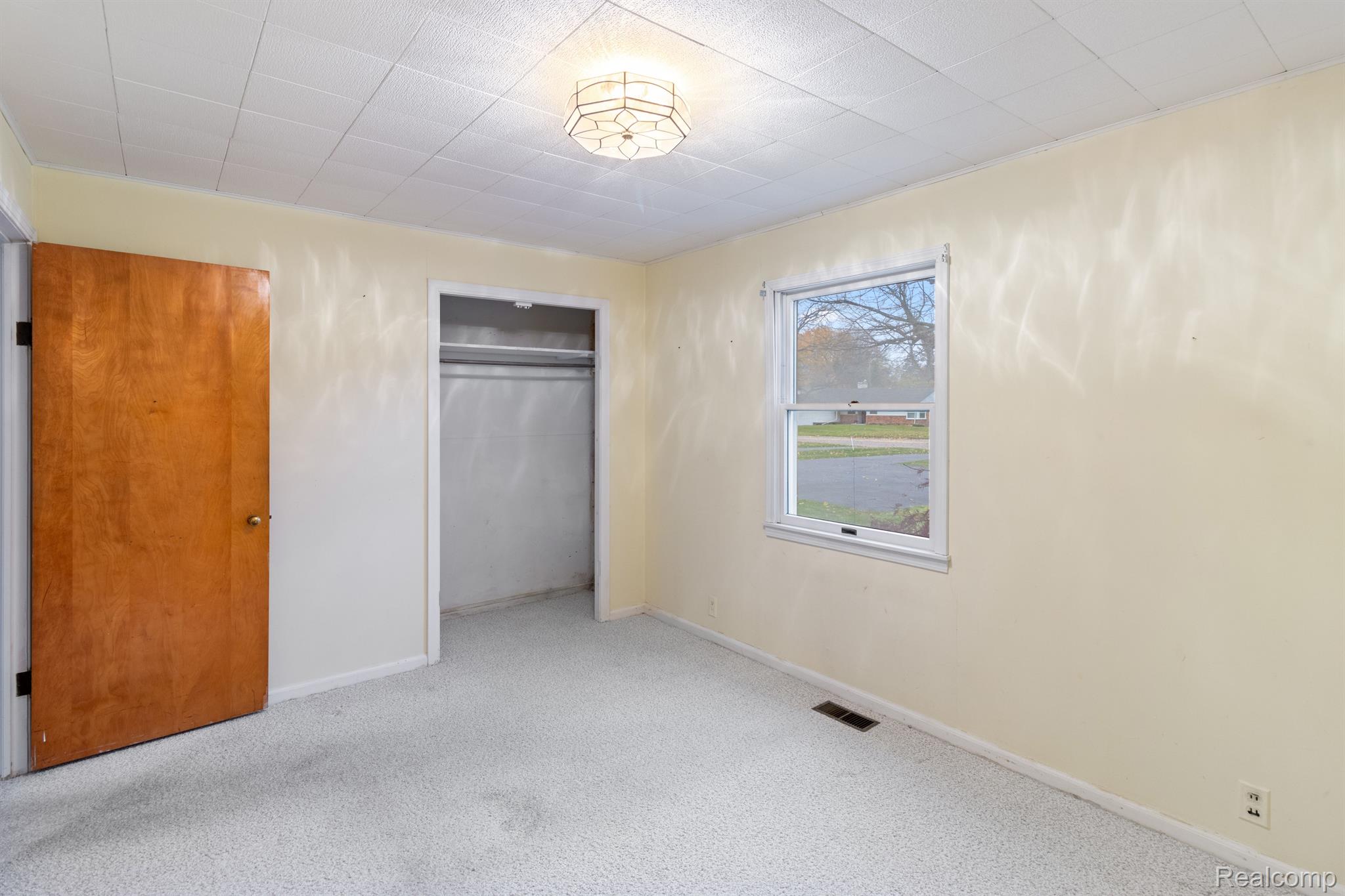 15594 Bradner Avenue Northville Township MI 48170