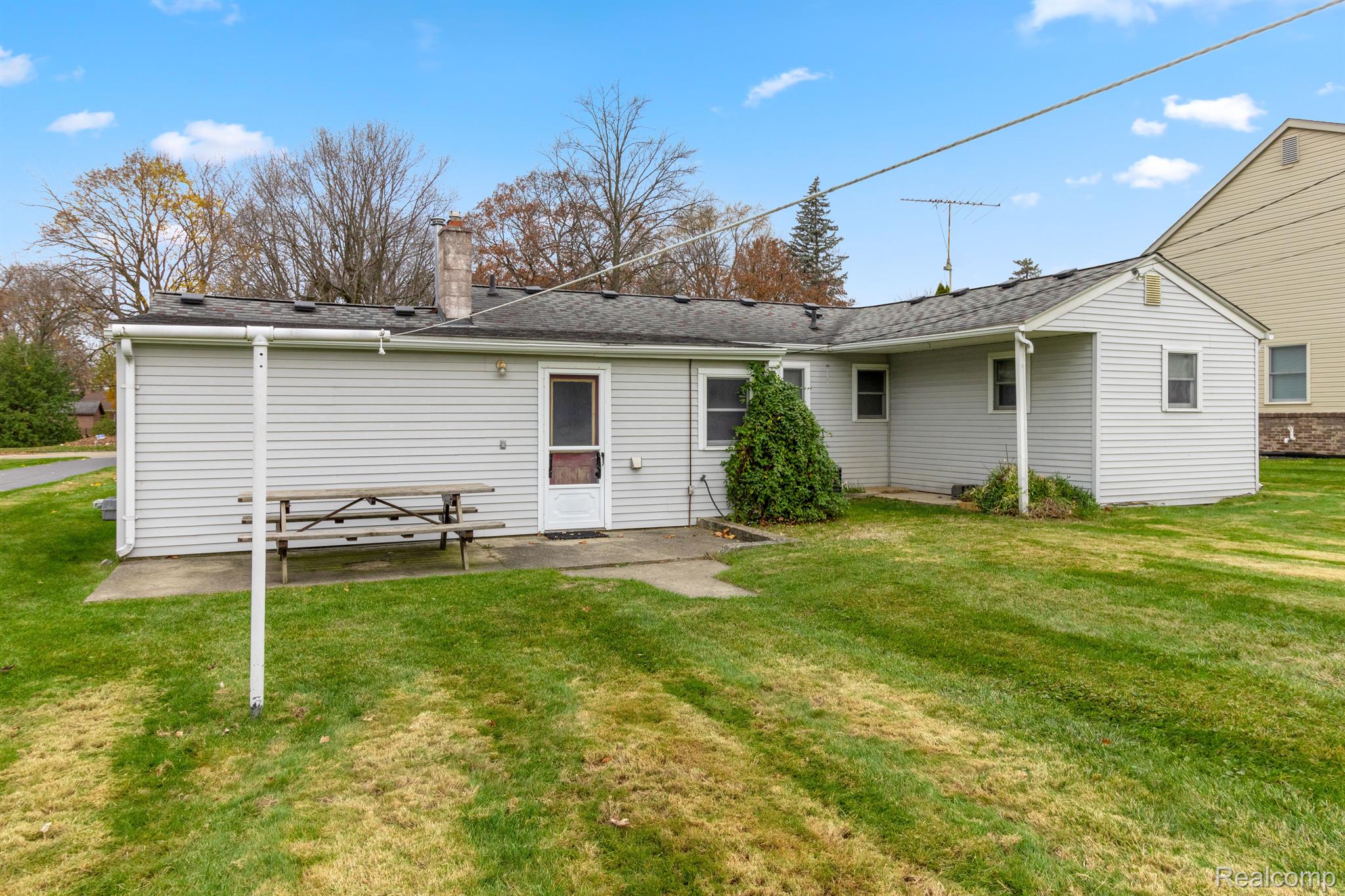 15594 Bradner Avenue Northville Township MI 48170