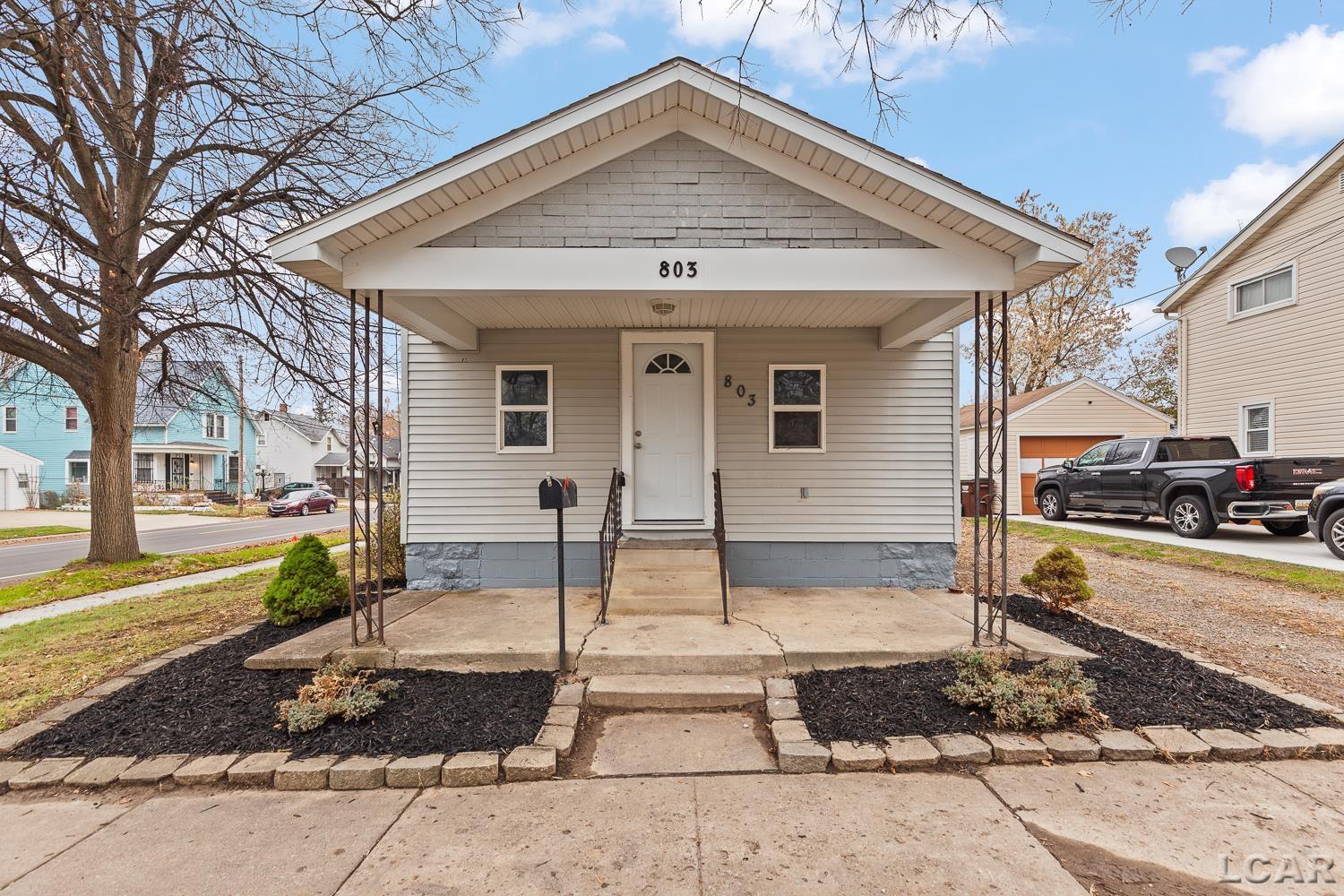 803 E Butler Street Adrian City MI 49221