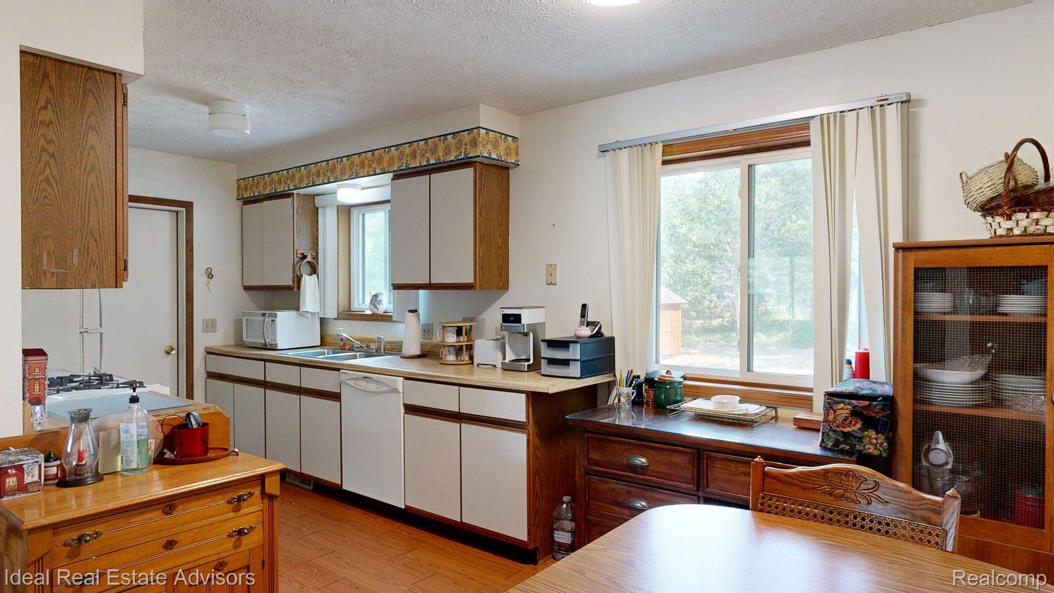 7215 Tuscarora Circle Tuscarora Township MI 49749