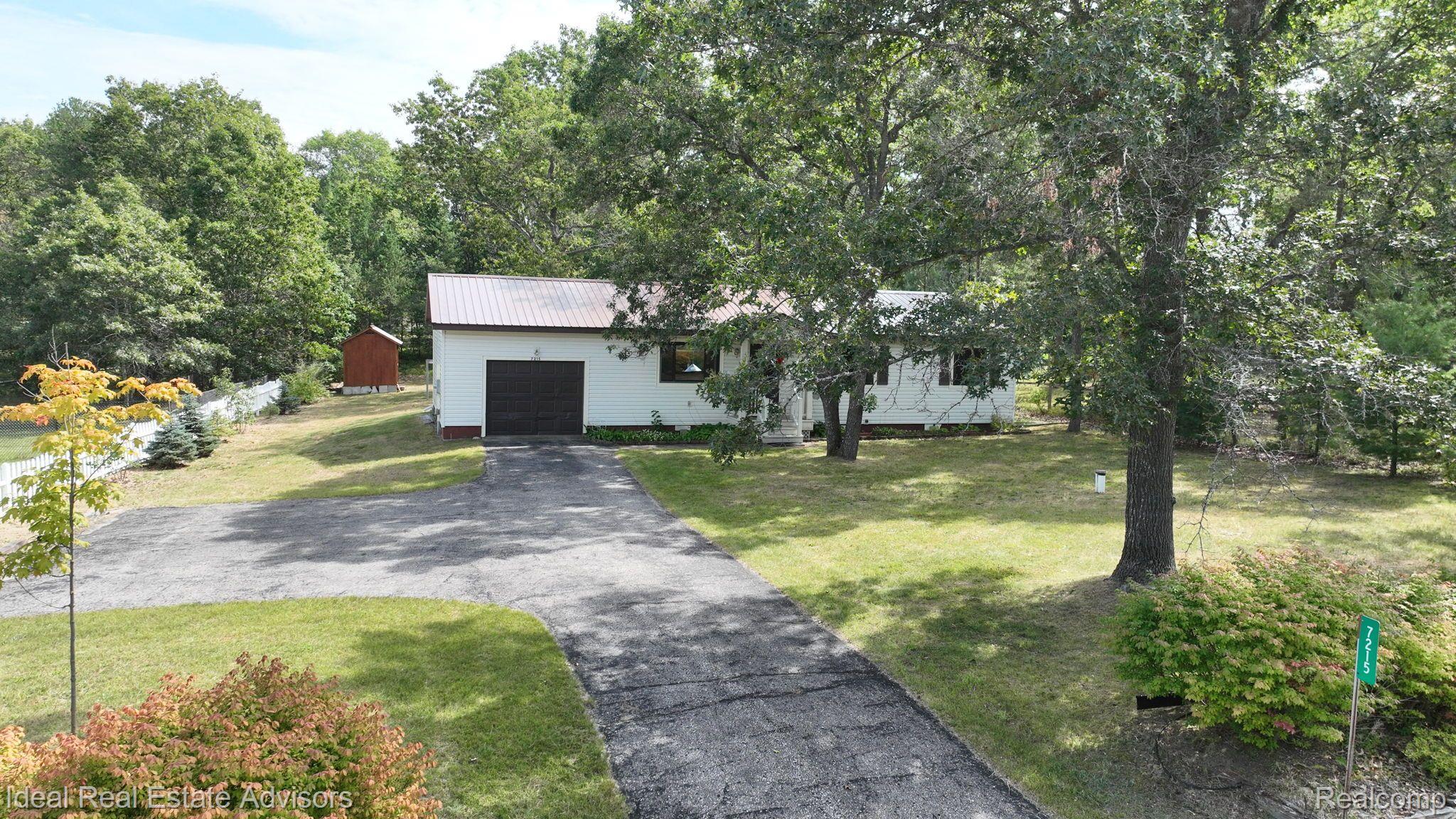 7215 Tuscarora Circle Tuscarora Township MI 49749