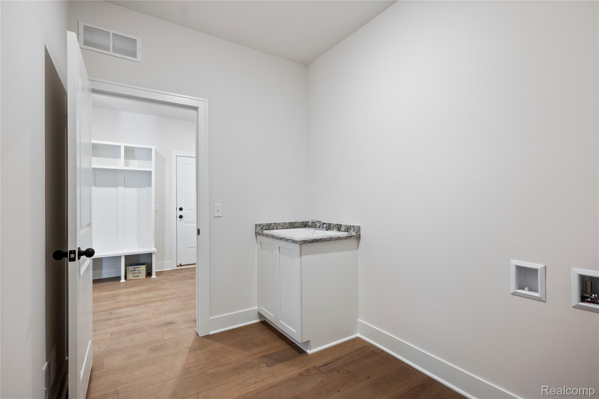 7110 Dryden Road Almont Township MI 48003