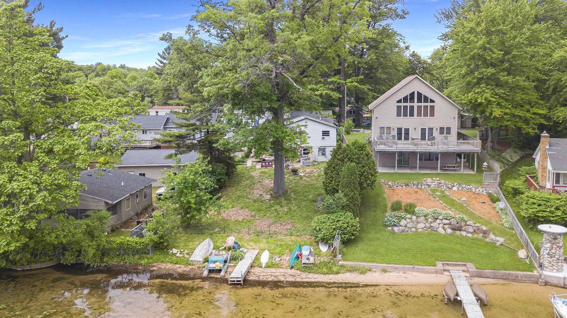 11816 Maywood Drive NE Algoma Township MI 49345