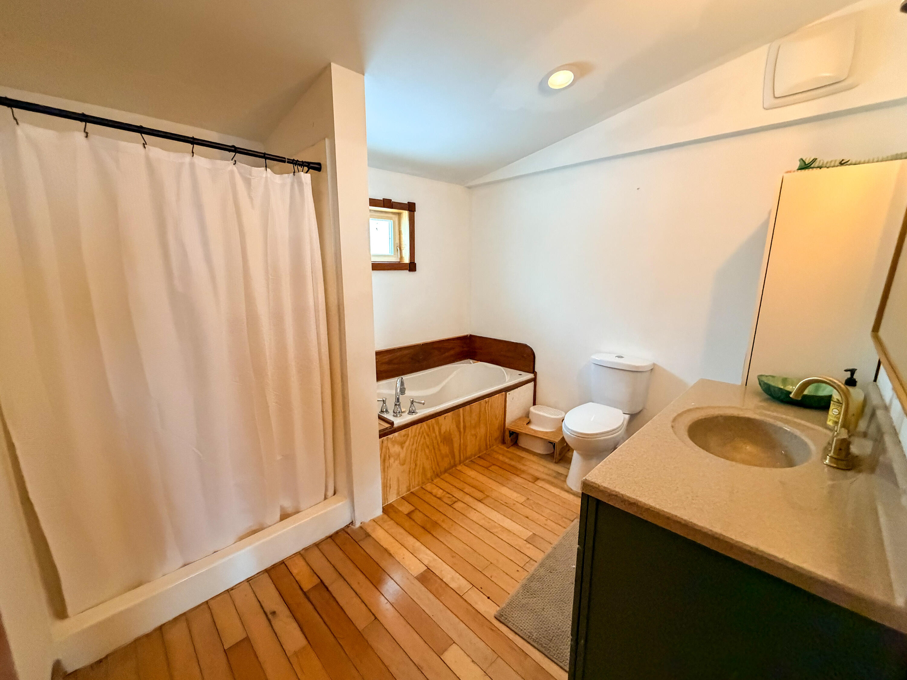 11816 Maywood Drive NE Algoma Township MI 49345