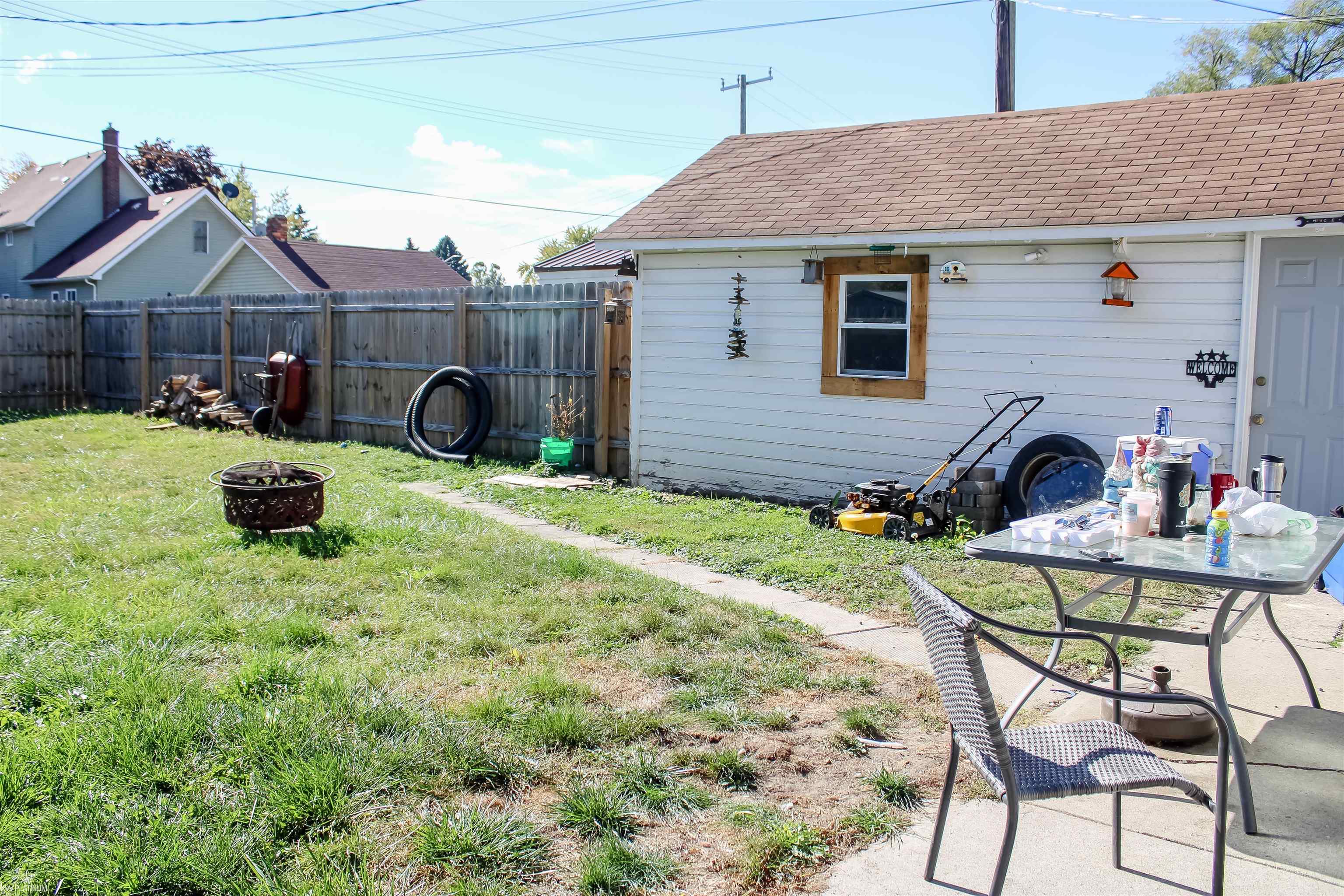 1132 Griswold Street Port Huron City MI 48060