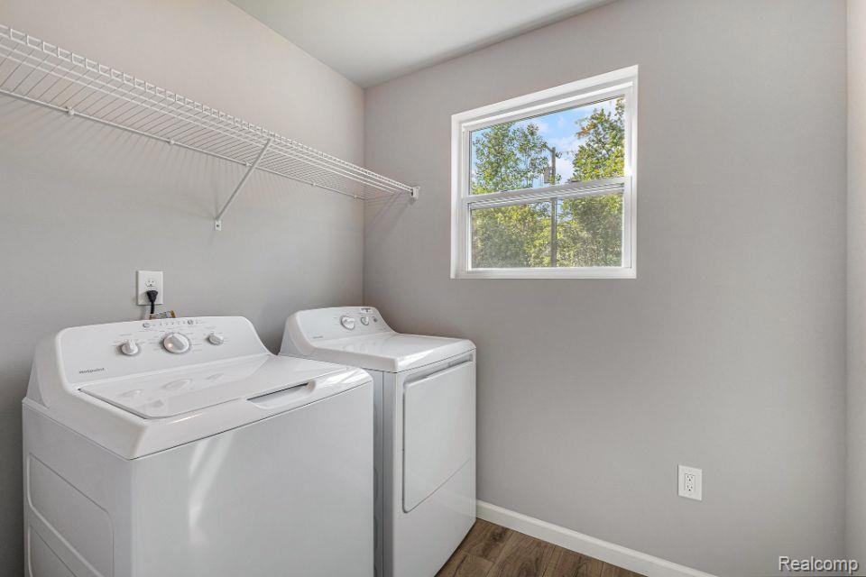 1135 Lancaster Street Lapeer City MI 48446