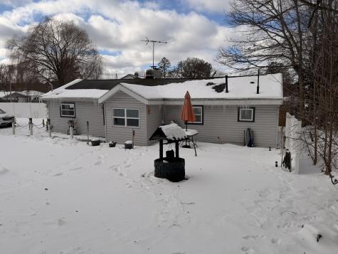 520 W Jessie Road Edenville Township MI 48657