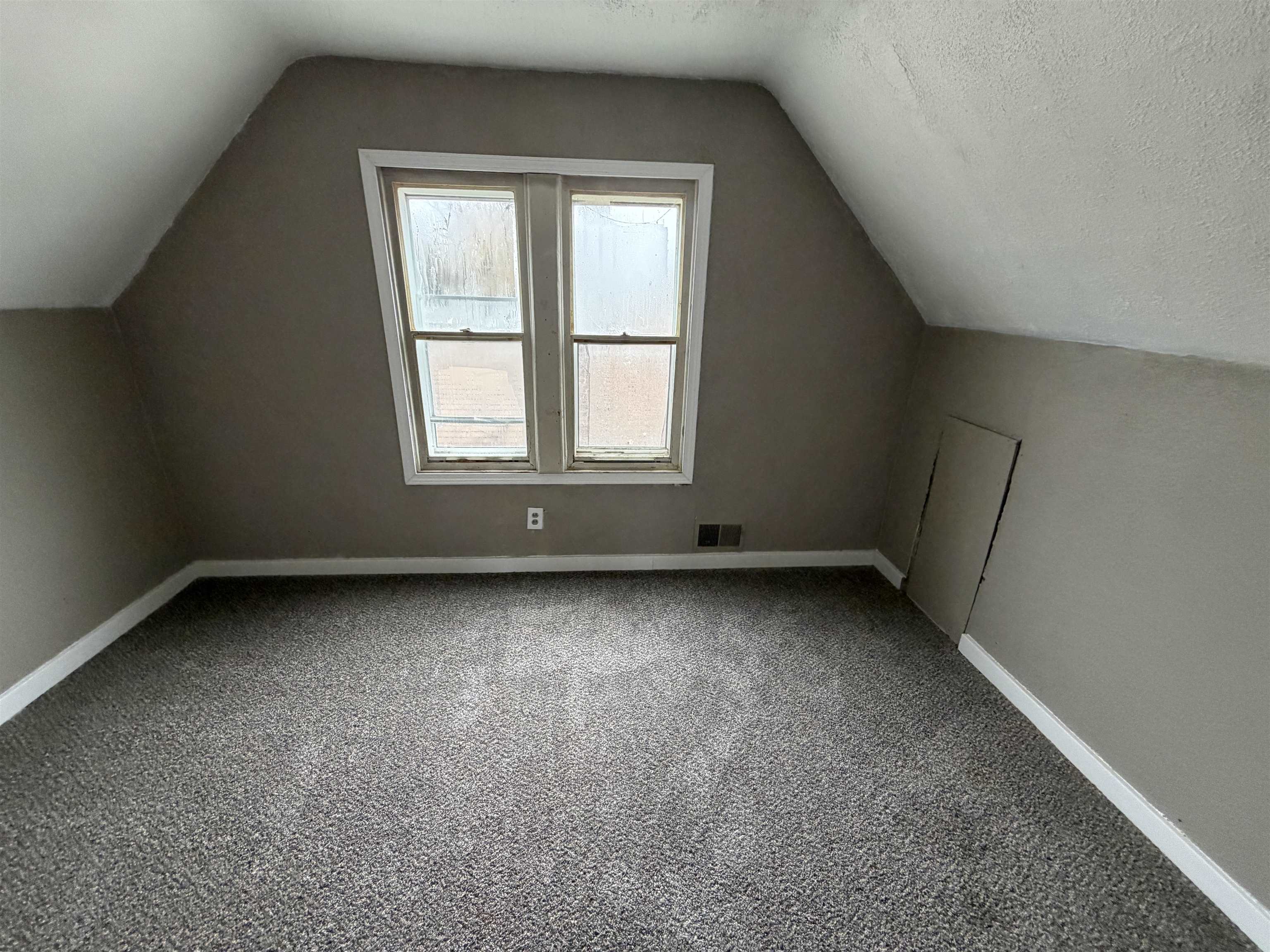 806 Alvord Avenue Flint City MI 48507