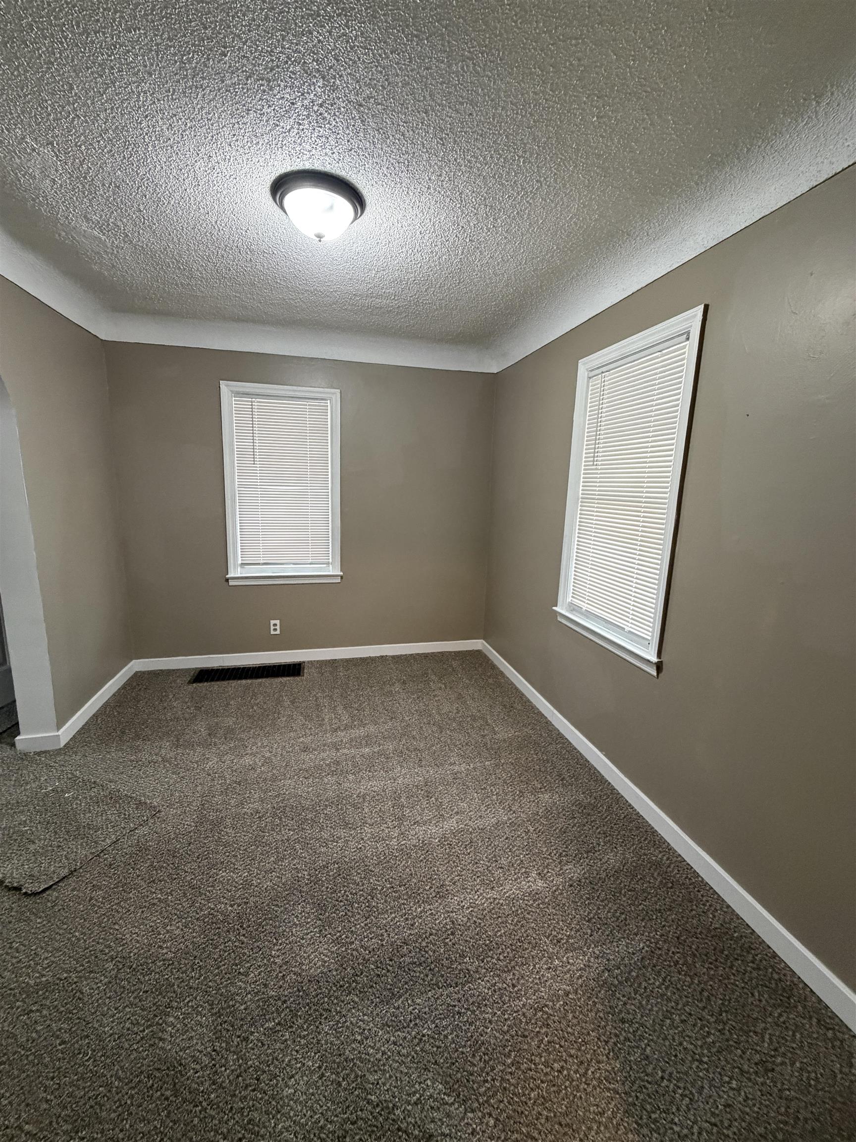 806 Alvord Avenue Flint City MI 48507