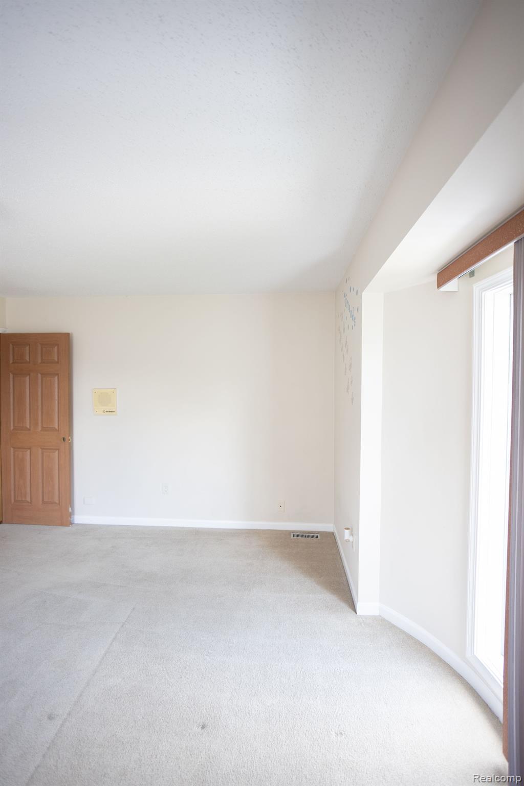 5881 Naneva West Bloomfield Charter Township MI 48322