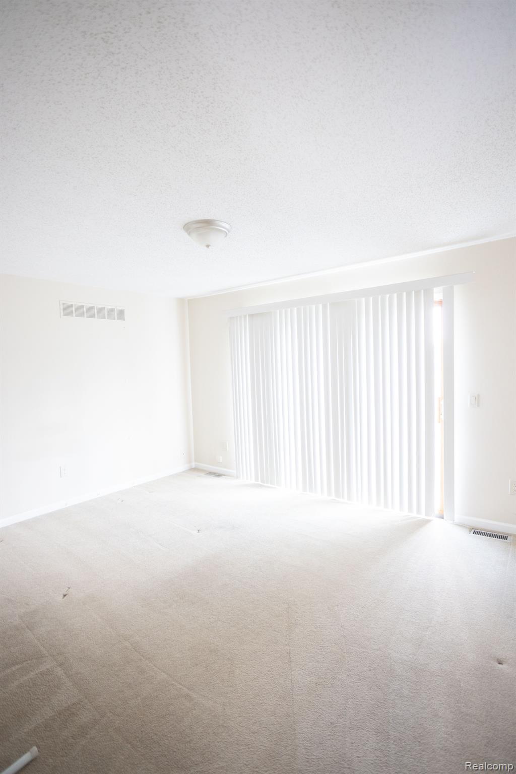5881 Naneva West Bloomfield Charter Township MI 48322