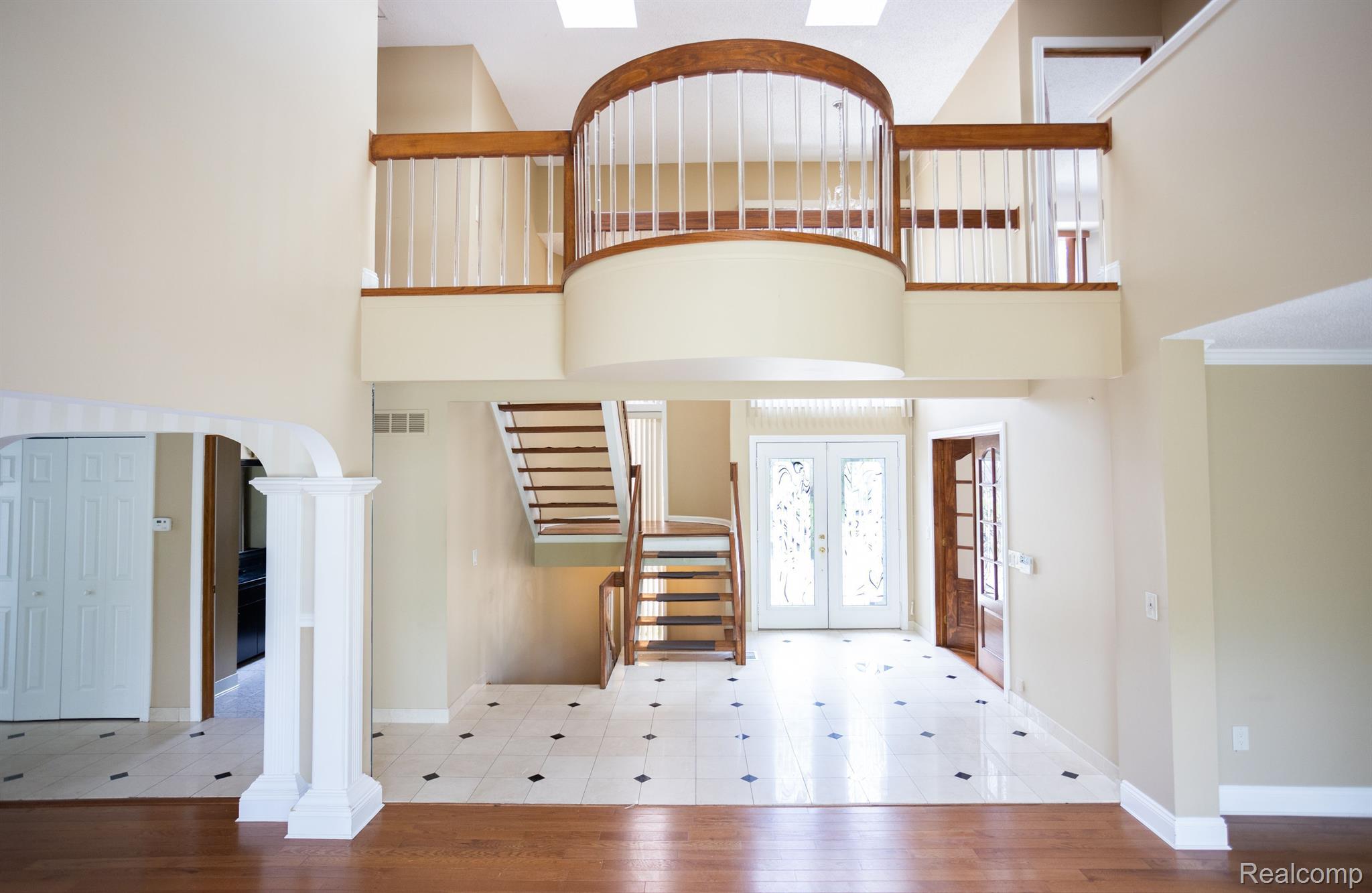 5881 Naneva West Bloomfield Charter Township MI 48322