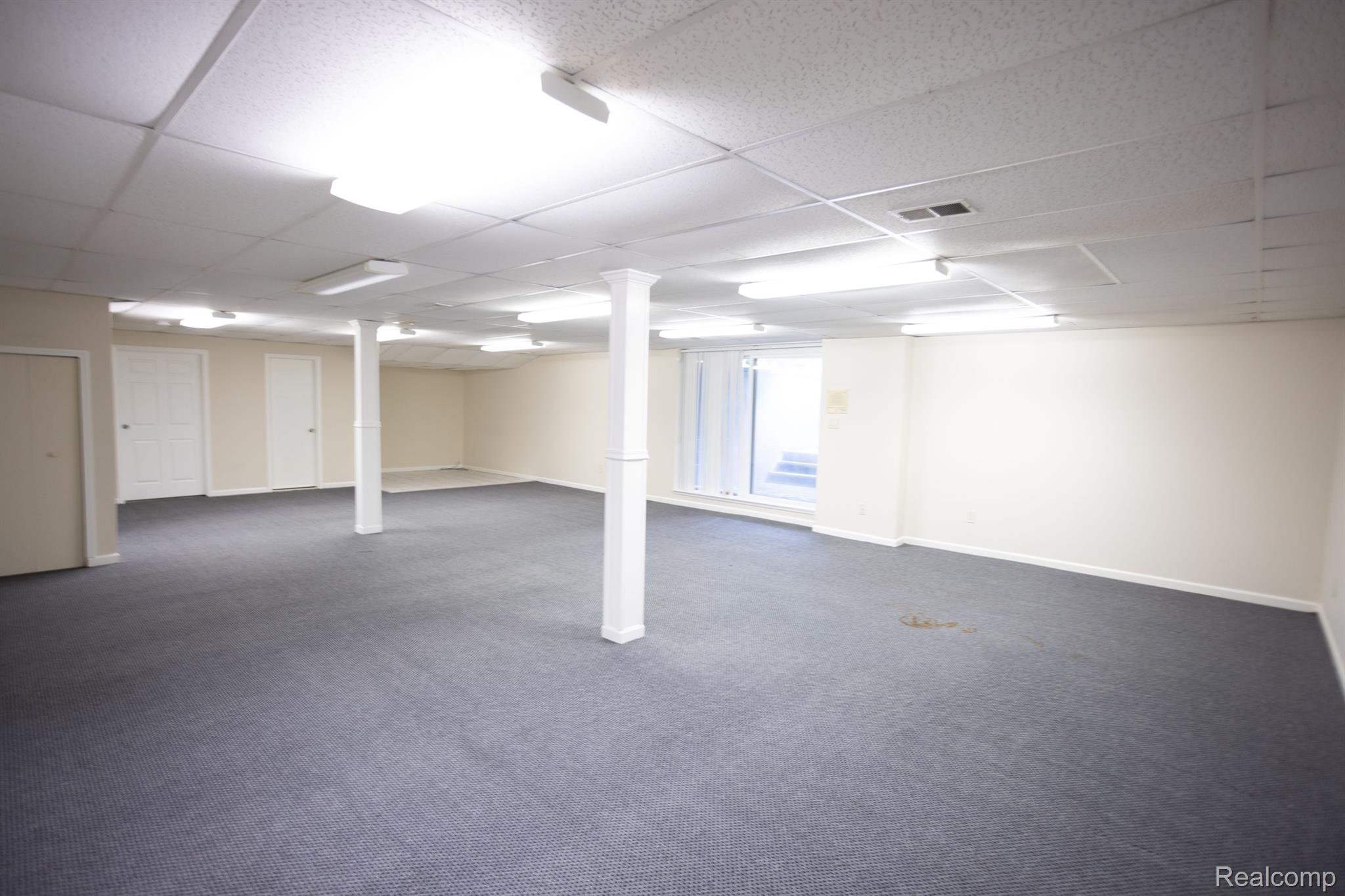 5881 Naneva West Bloomfield Charter Township MI 48322