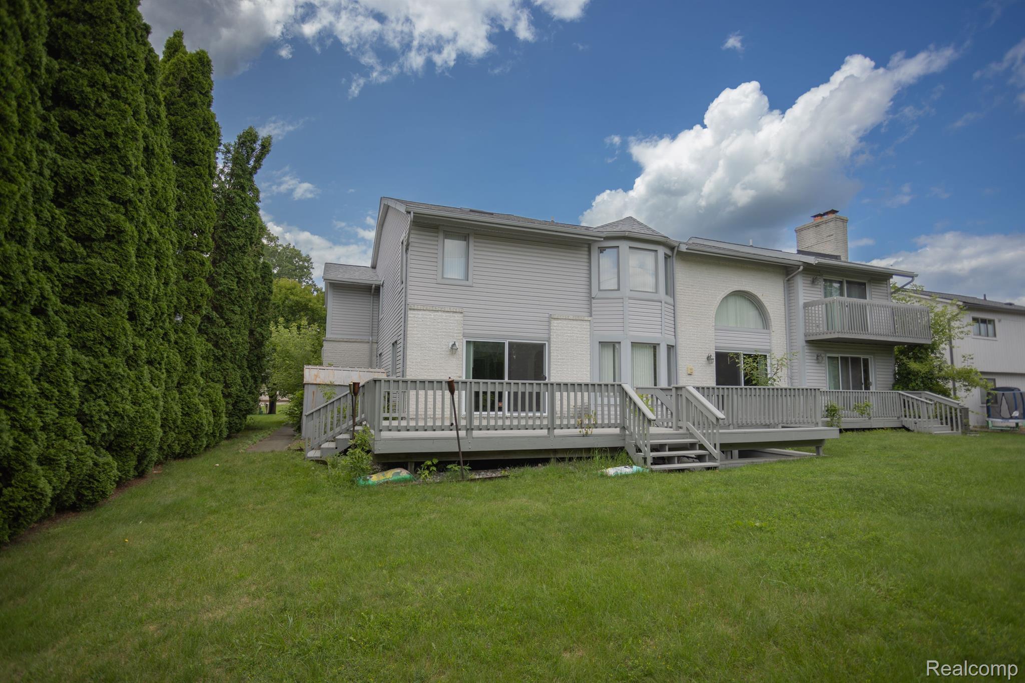 5881 Naneva West Bloomfield Charter Township MI 48322