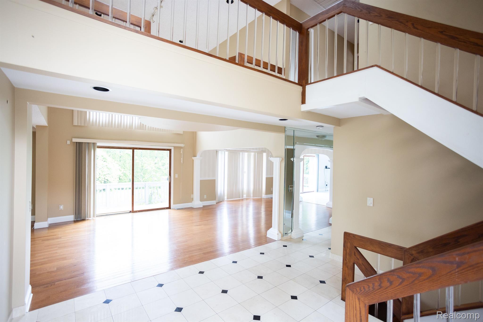 5881 Naneva West Bloomfield Charter Township MI 48322
