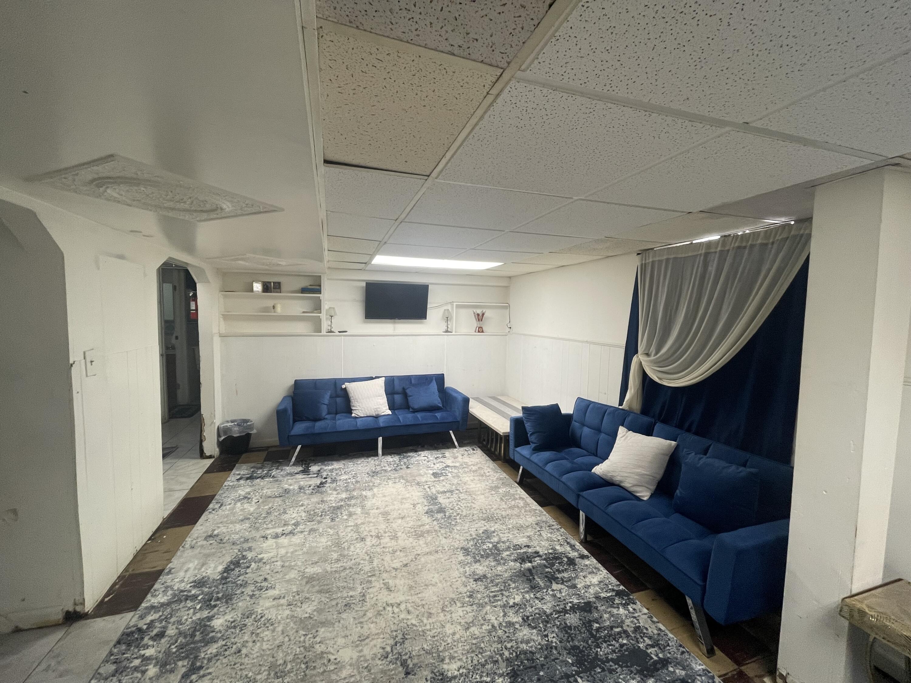6344 Grandmont Avenue Detroit City MI 48228