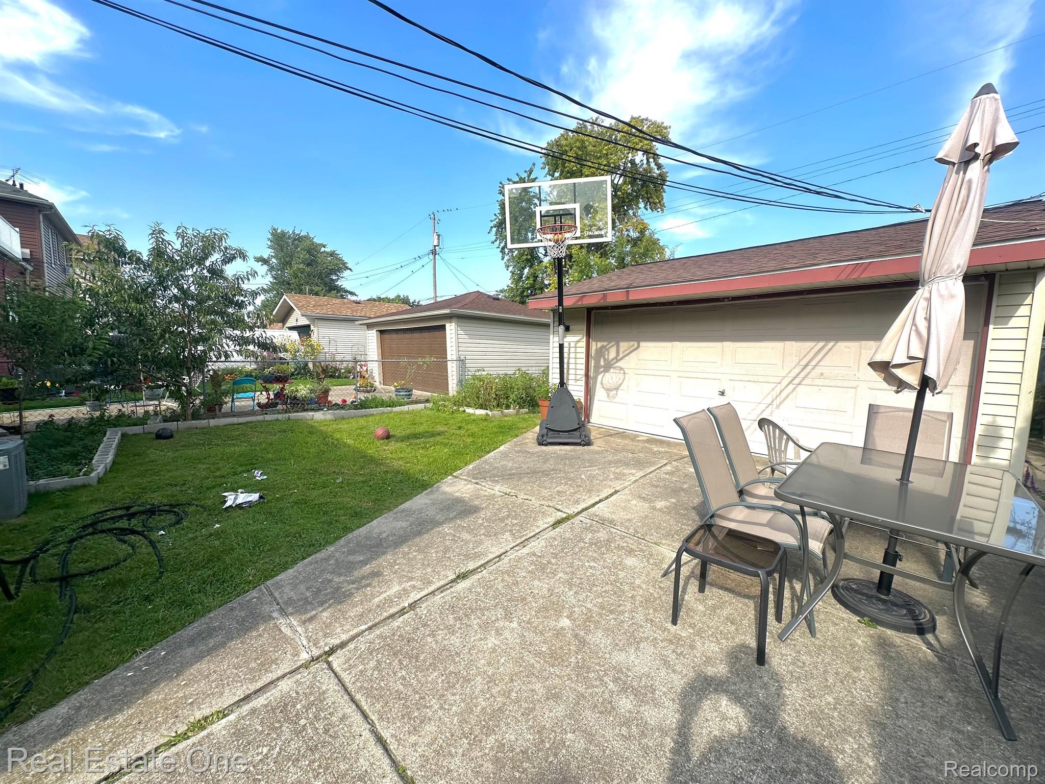 6934 Coleman Street Dearborn City MI 48126