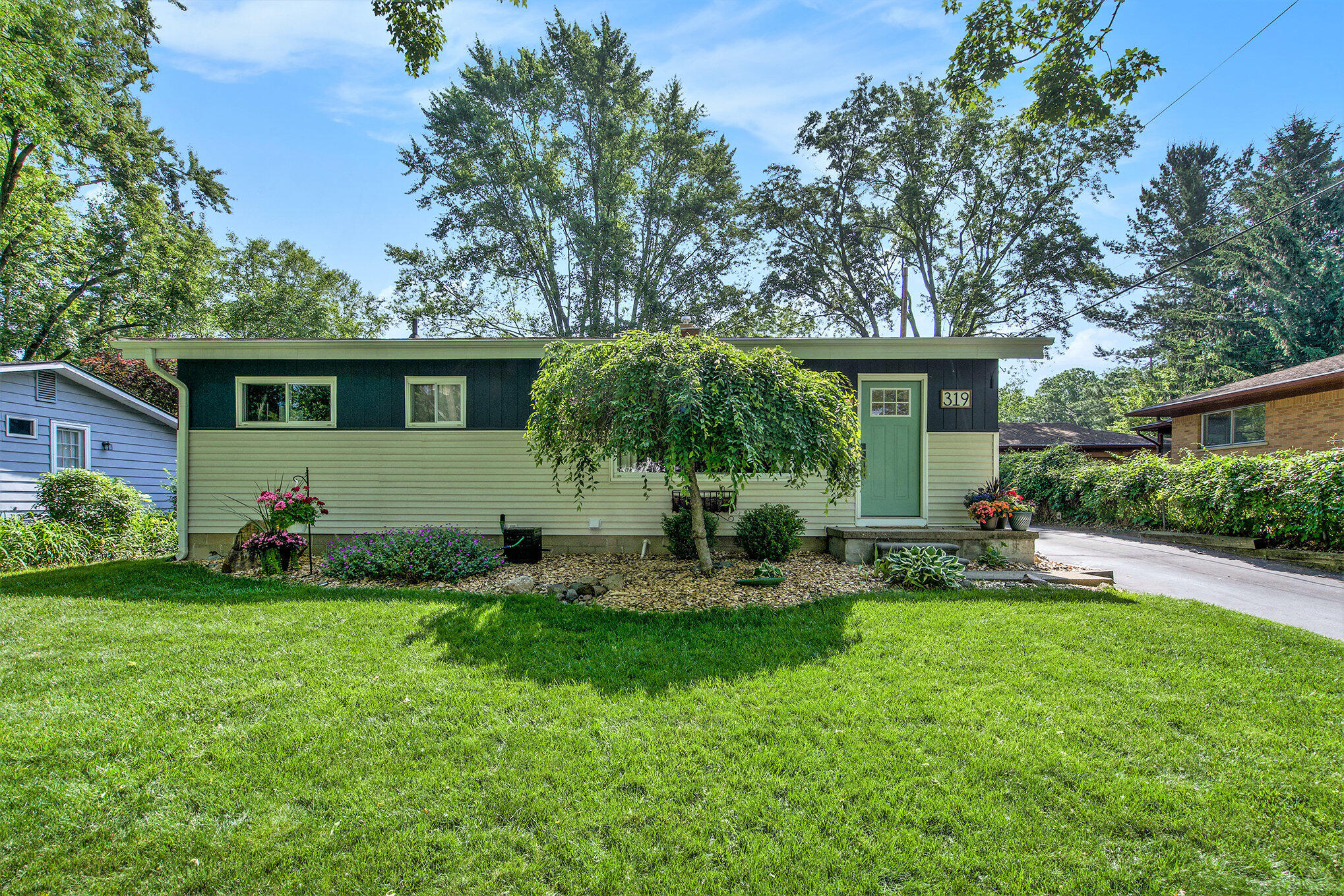 319 Gralake Avenue Ann Arbor City MI 48103