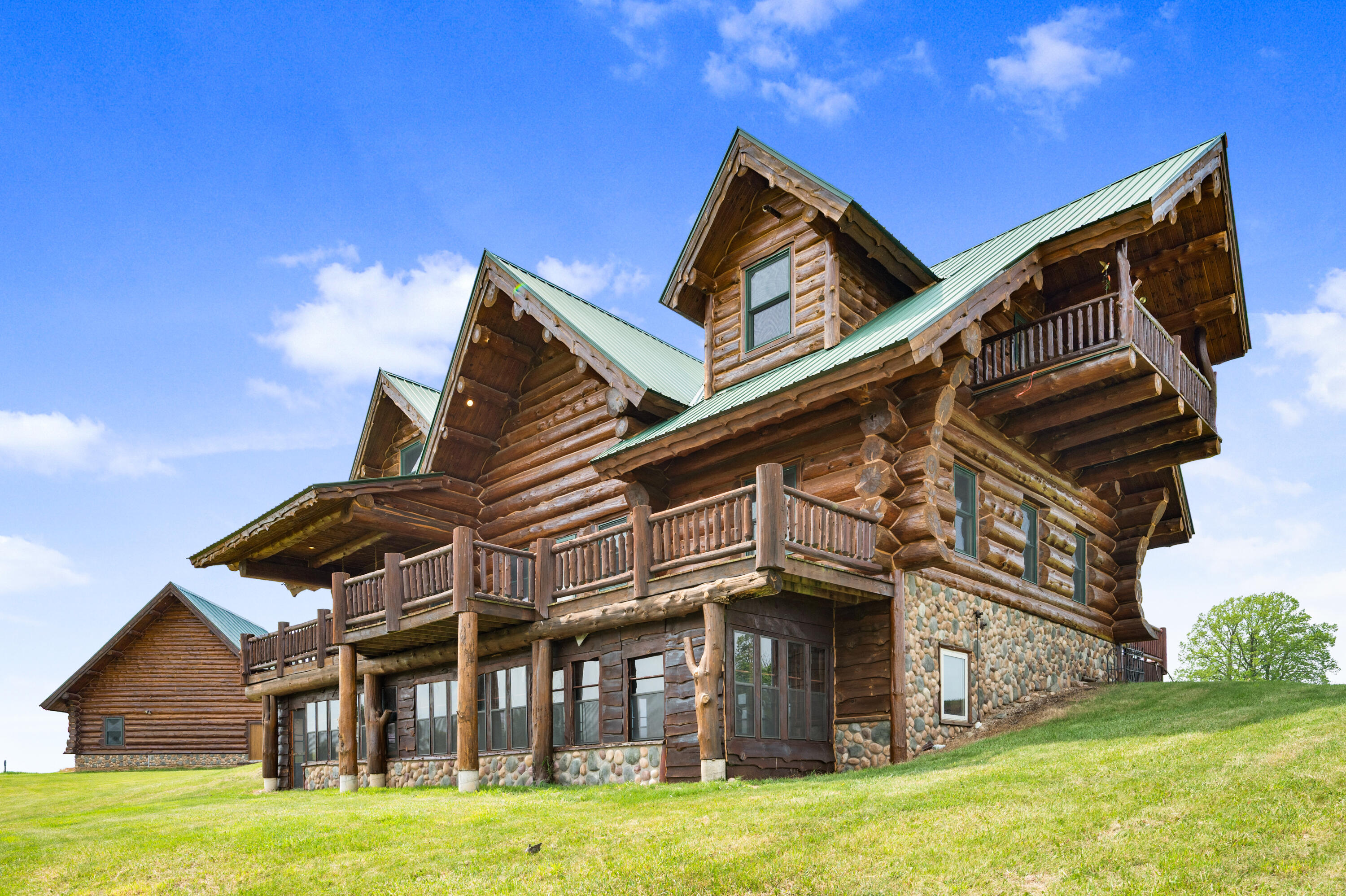 4450 50th Avenue Orient Township MI 49679