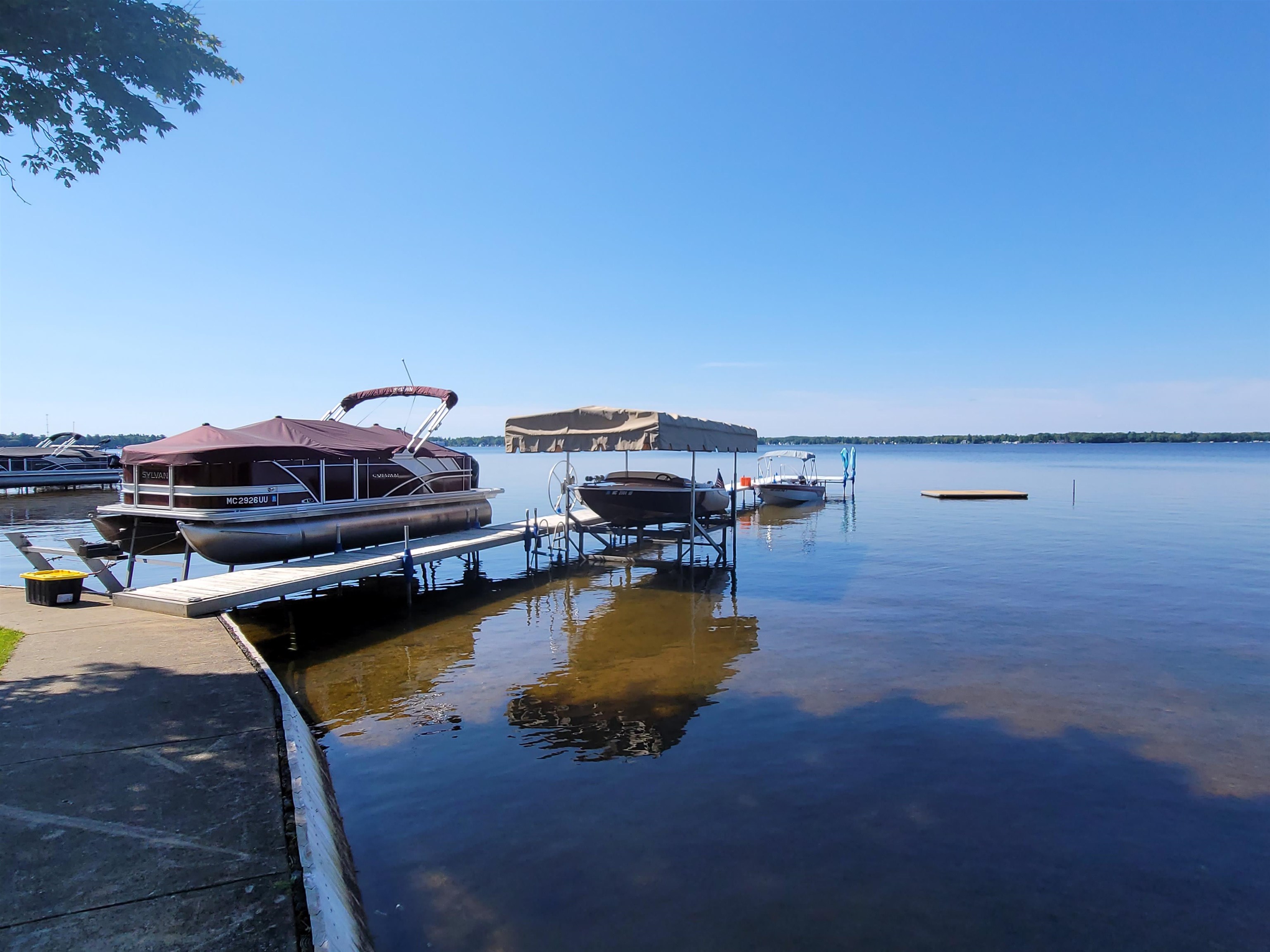 815 E Lake Mitchell Drive Cherry Grove Township MI 49601
