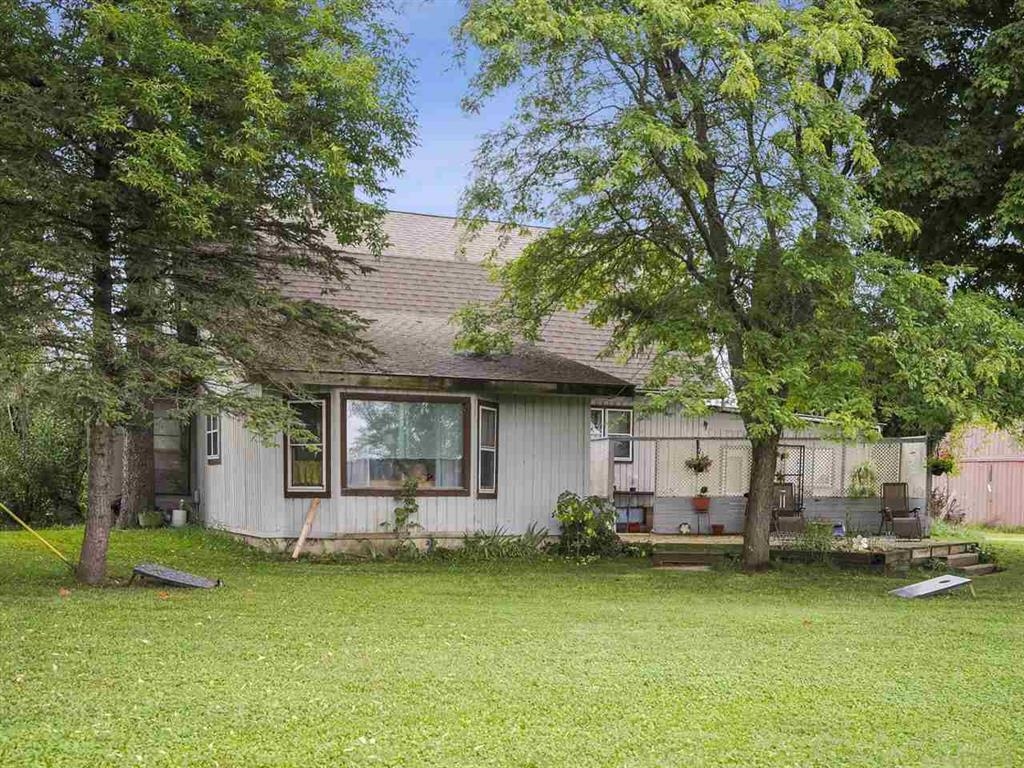 2322 N M-66 Jordan Township MI 49727