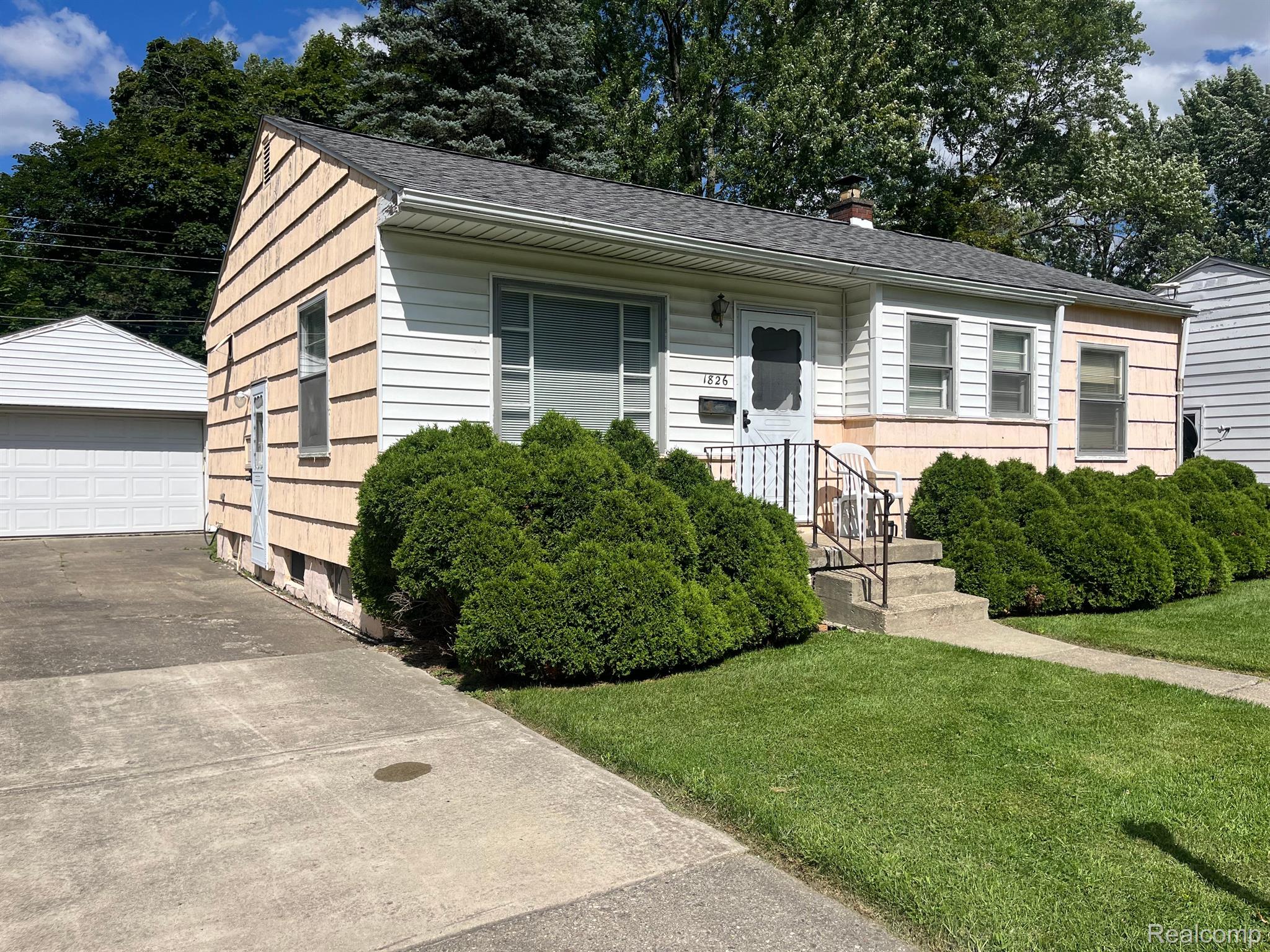 1826 Greenbrook Lane Flint City MI 48507