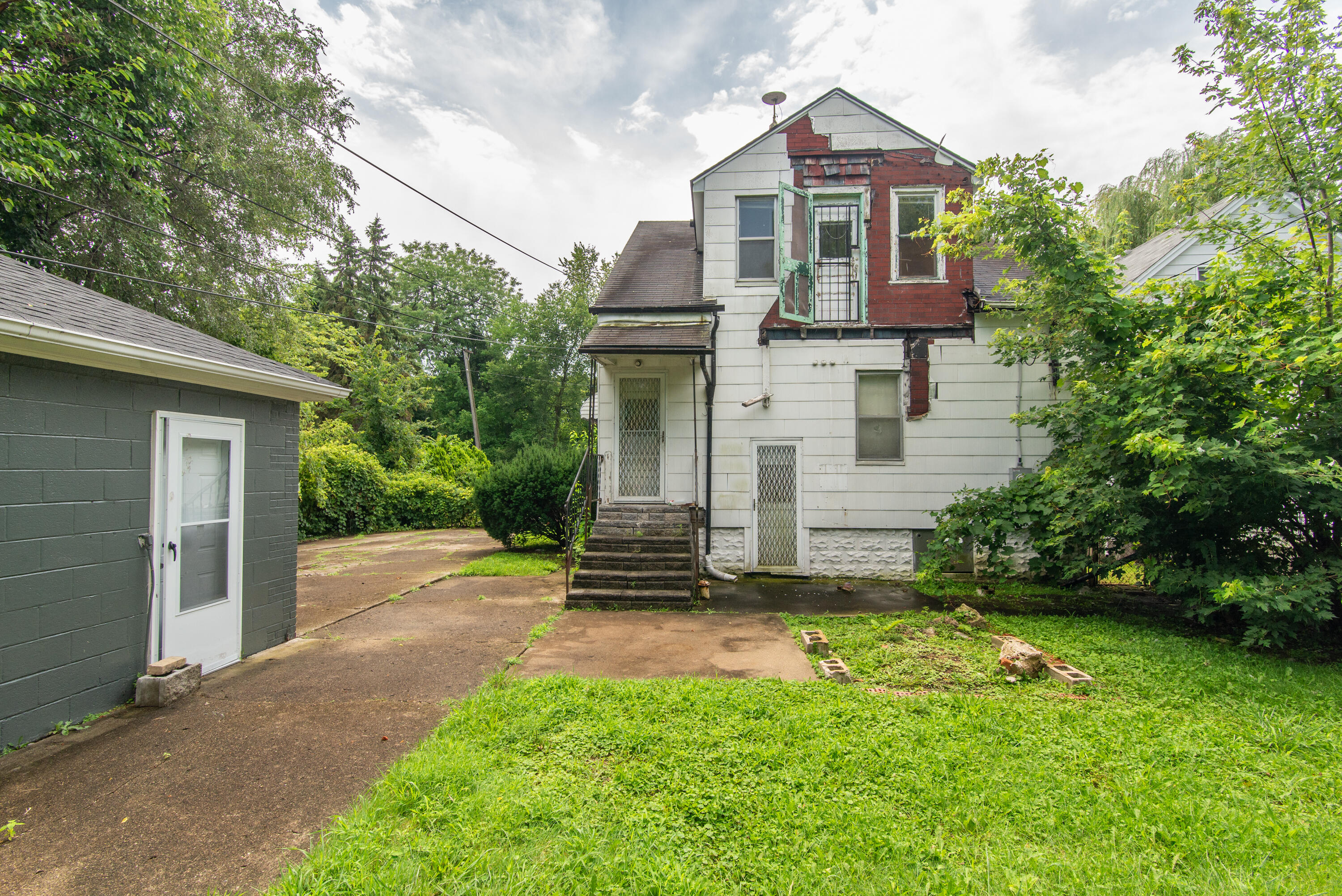 14741 Coram Street Detroit City MI 48205