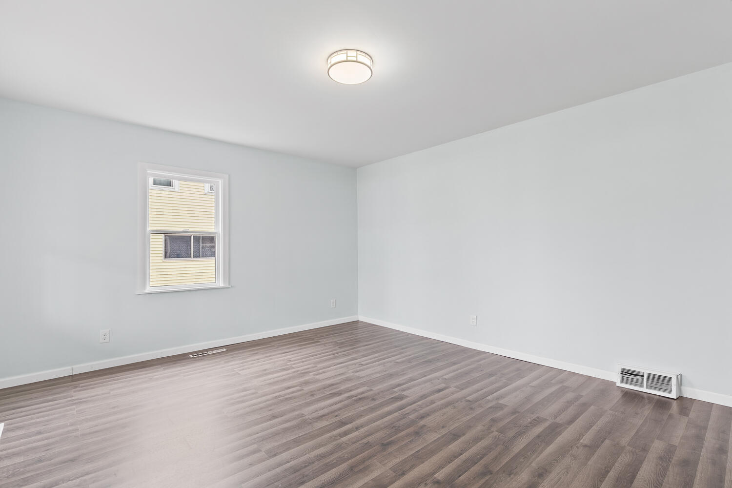 143 Park Street Adrian City MI 49221