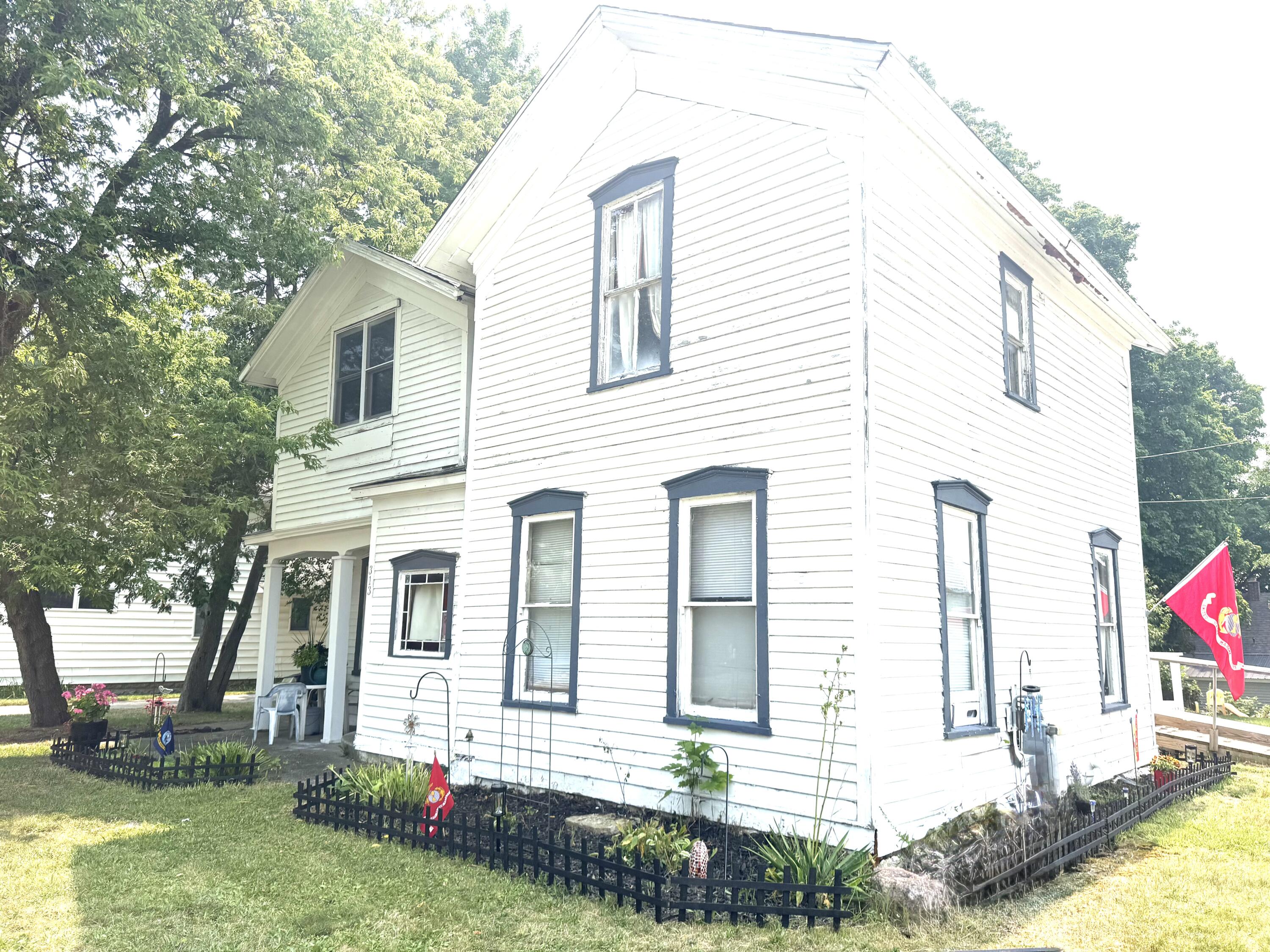 313 W 6th Street Evart City MI 49631
