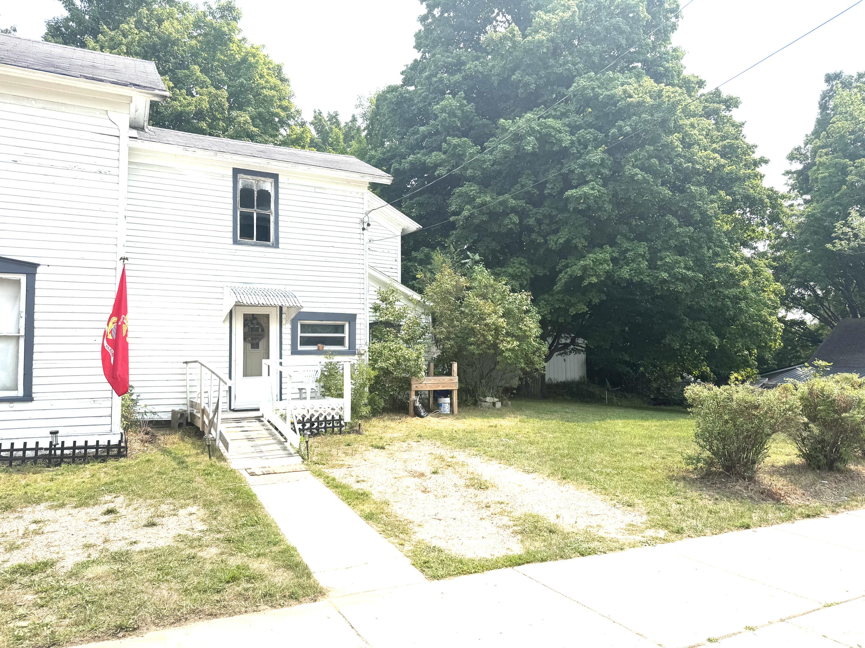 313 W 6th Street Evart City MI 49631