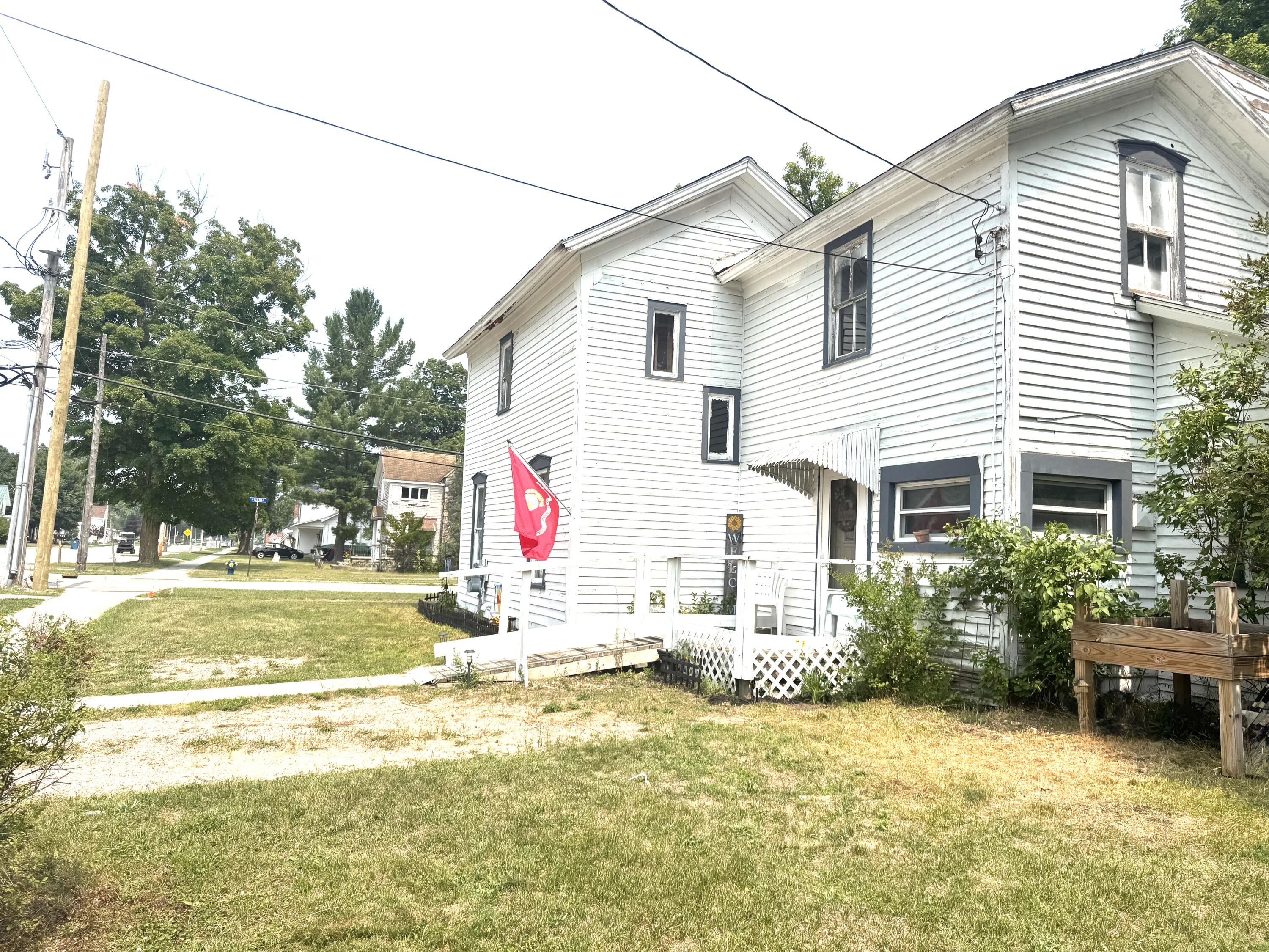 313 W 6th Street Evart City MI 49631