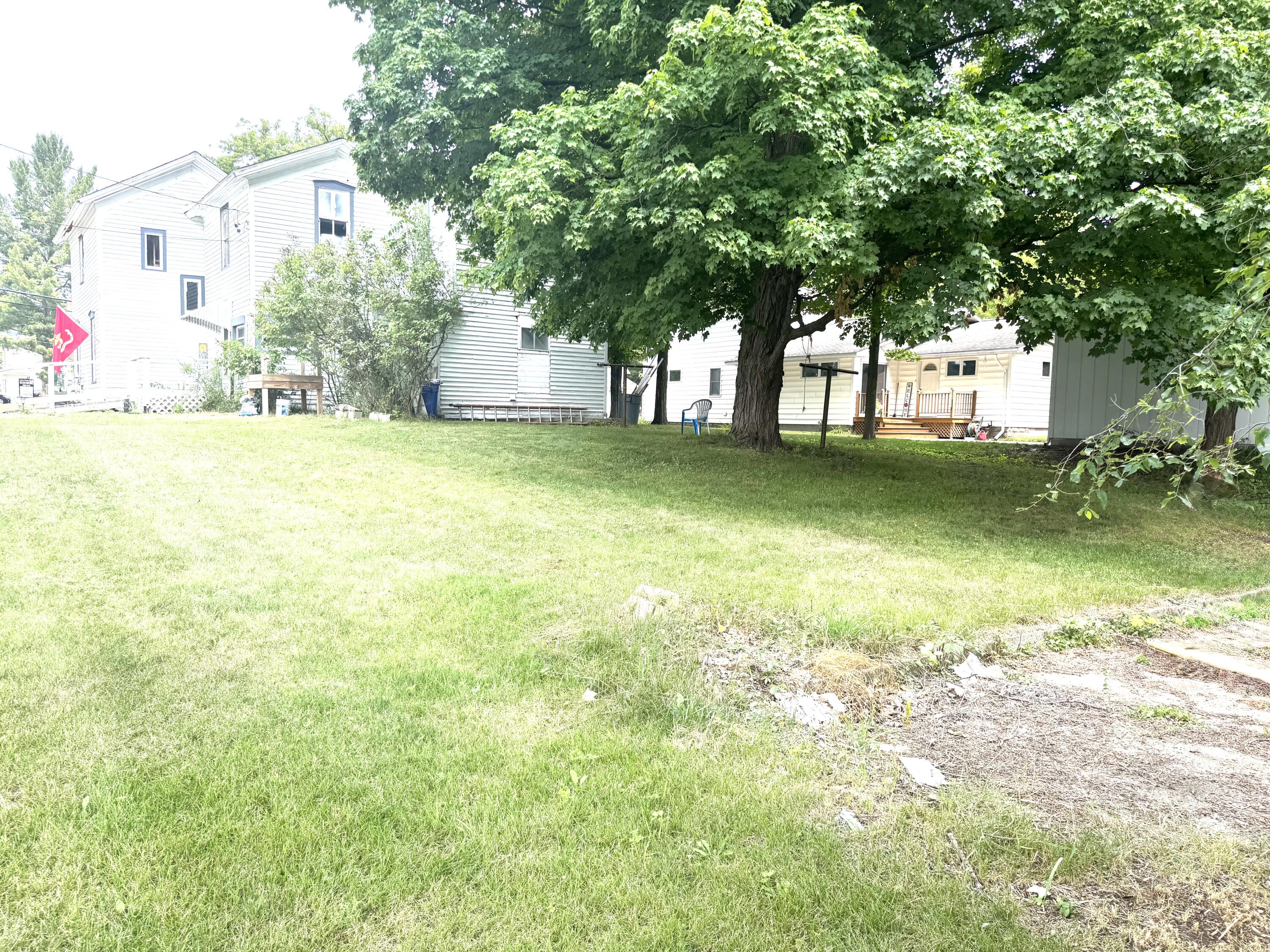 313 W 6th Street Evart City MI 49631