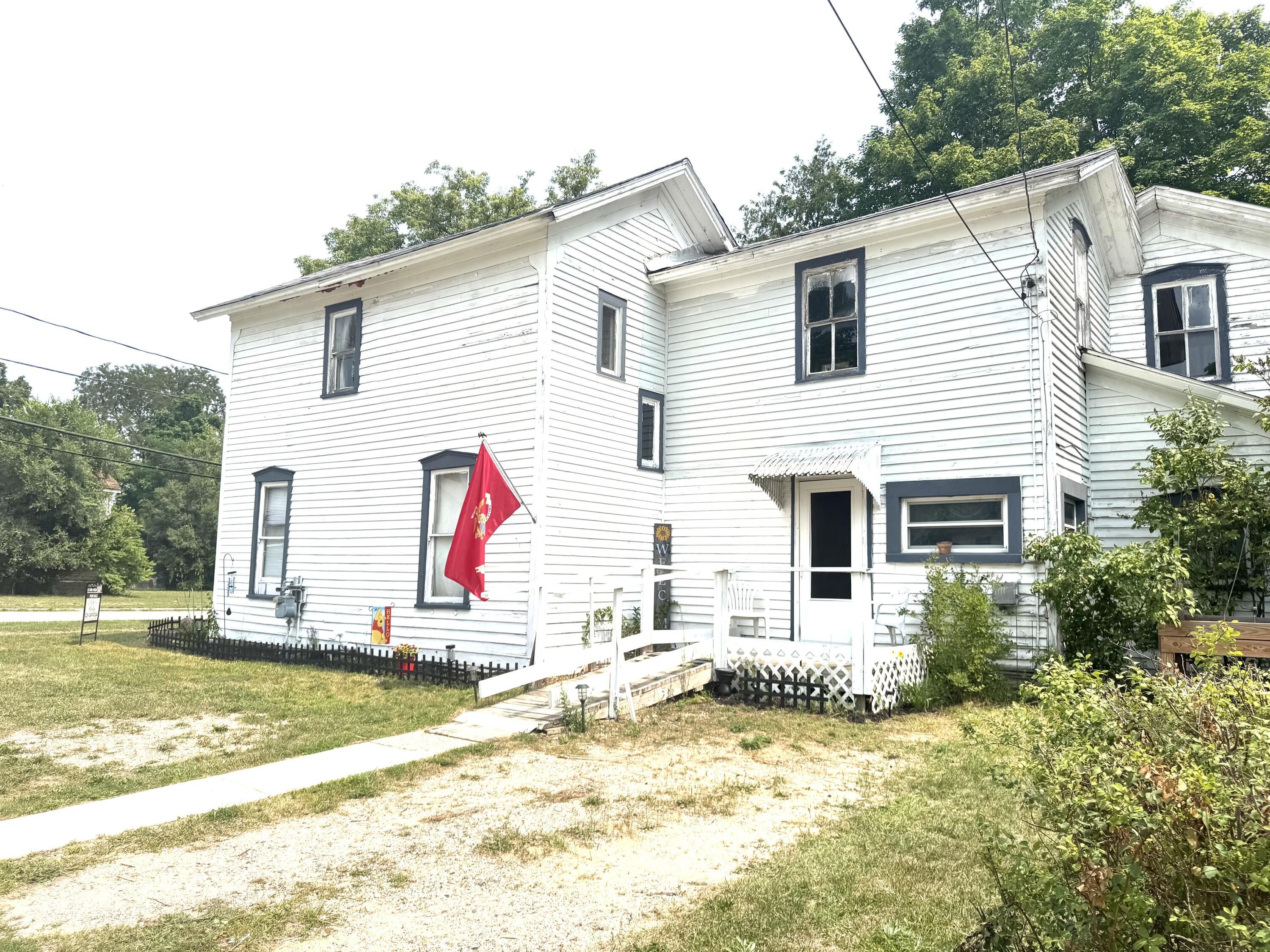 313 W 6th Street Evart City MI 49631