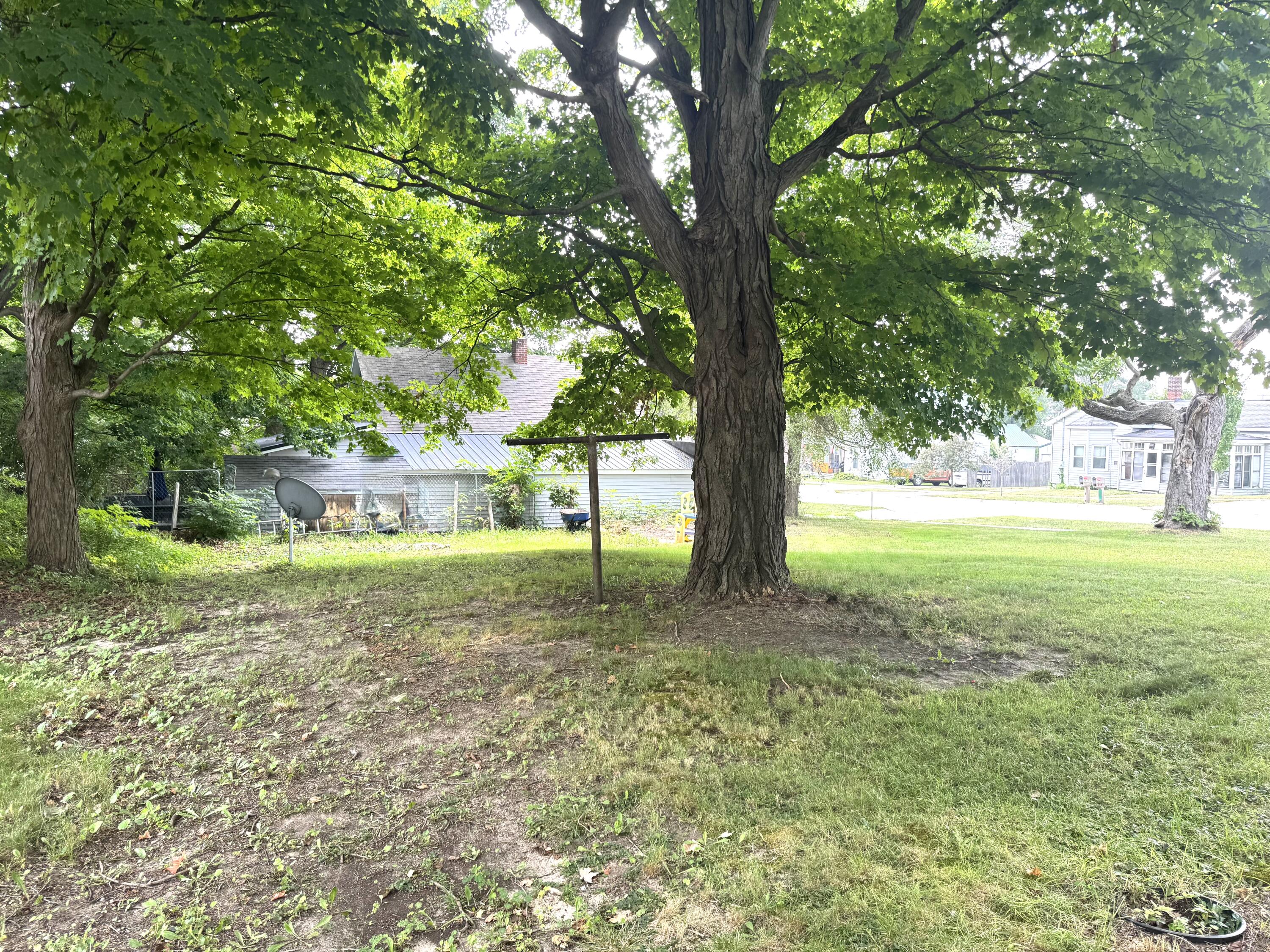 313 W 6th Street Evart City MI 49631