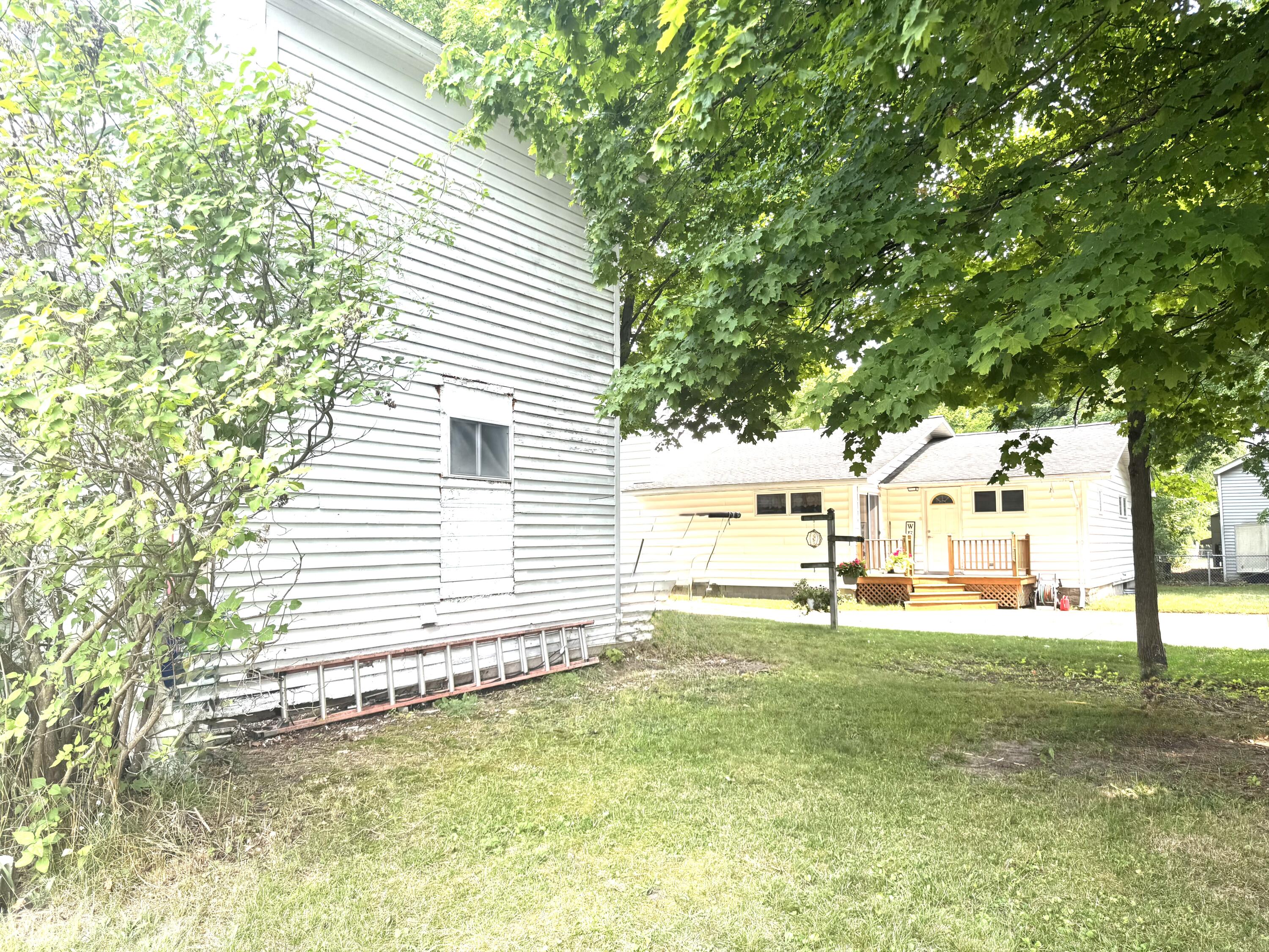 313 W 6th Street Evart City MI 49631