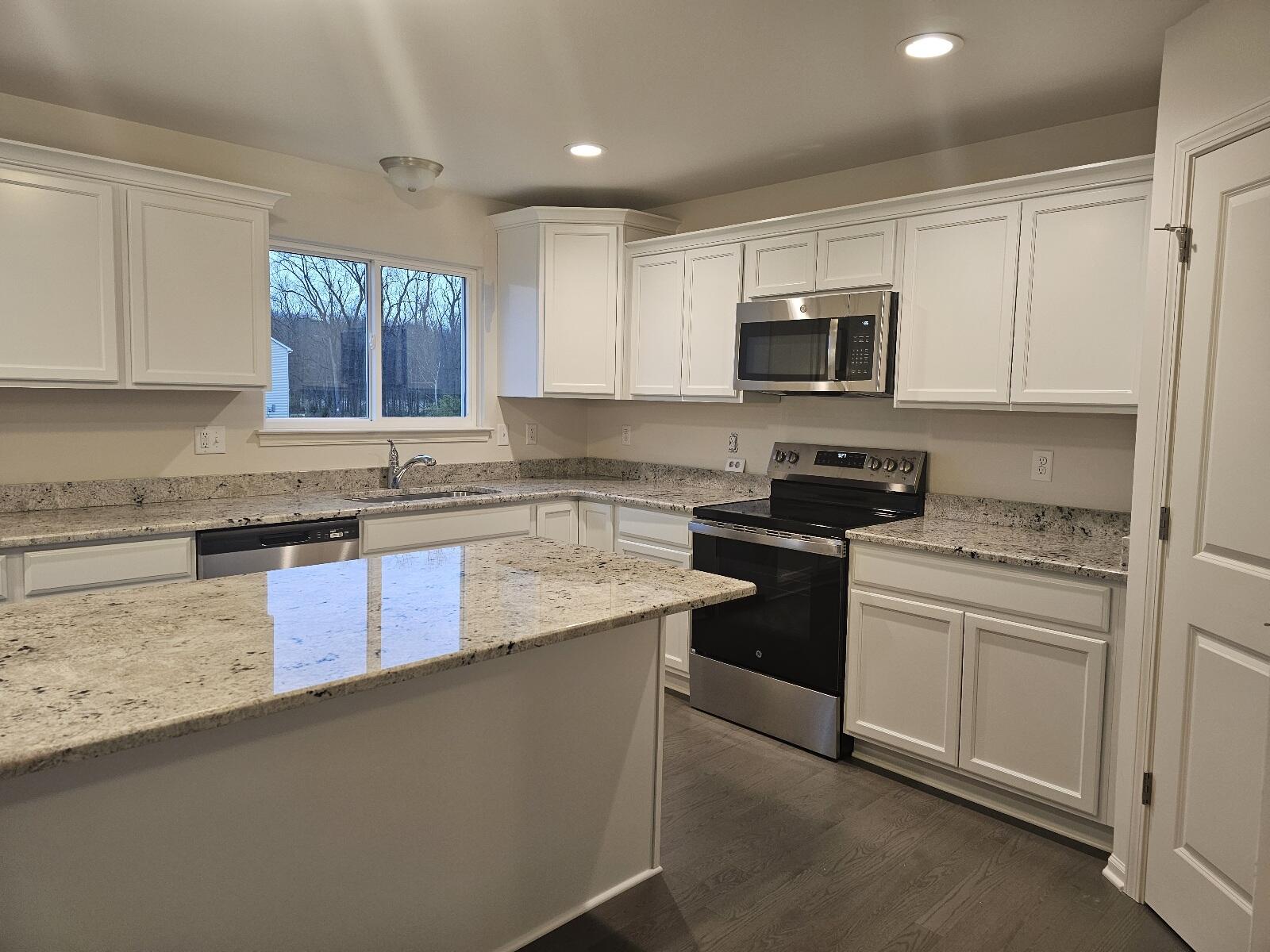 10606 Valley View Drive York Charter Township MI 48176