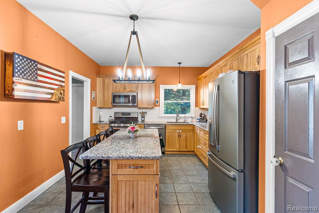 1476 County Farm Road Howell City MI 48843