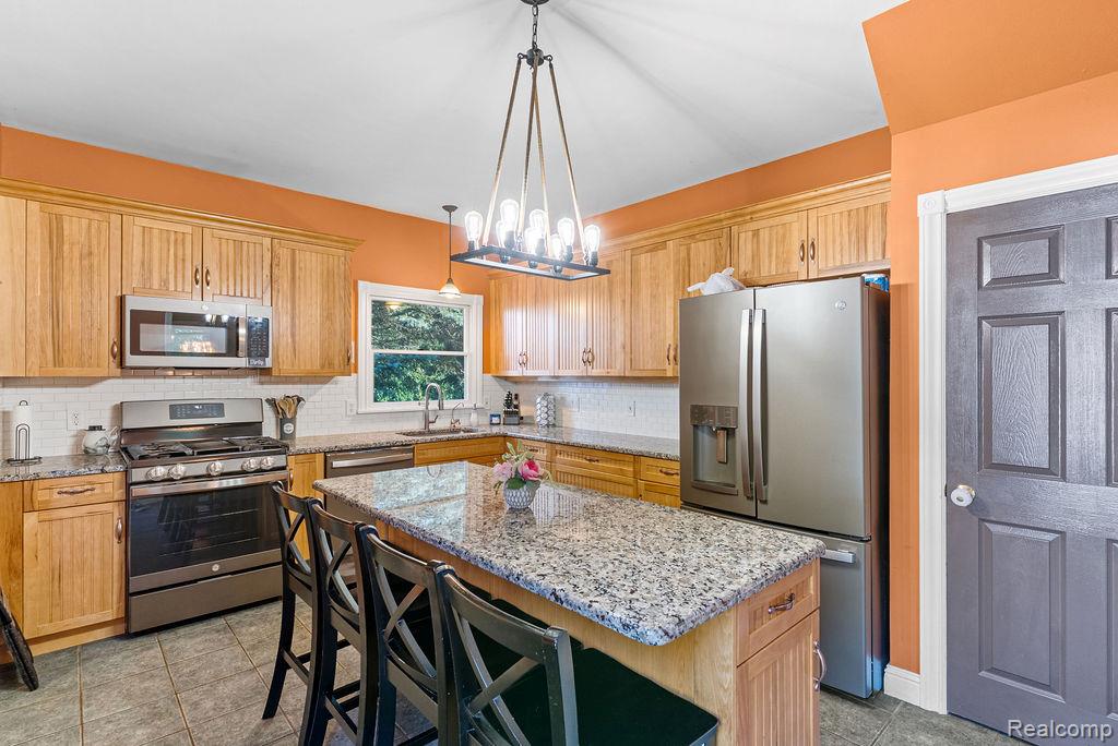 1476 County Farm Road Howell City MI 48843