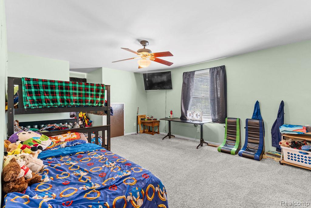 1476 County Farm Road Howell City MI 48843