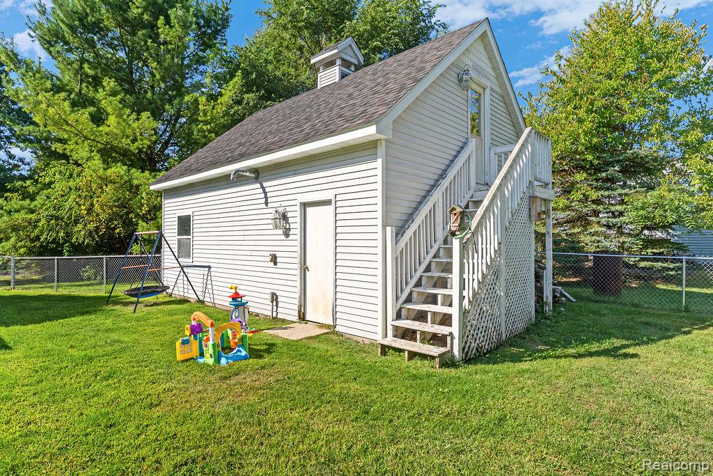 1476 County Farm Road Howell City MI 48843