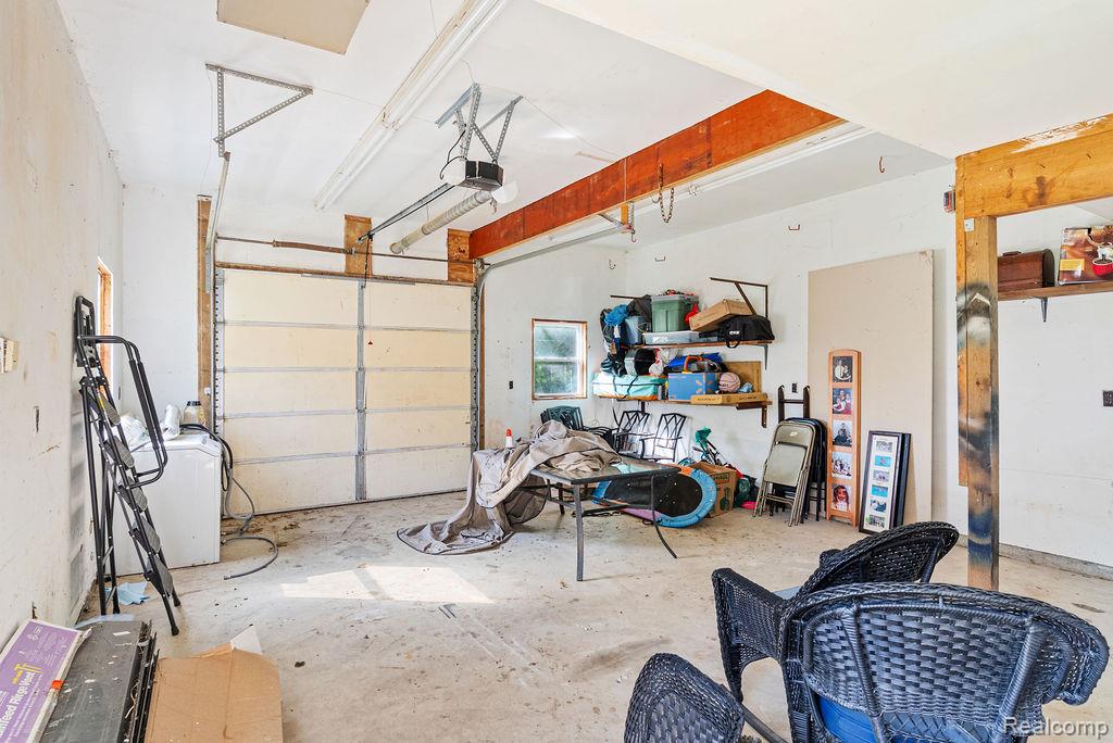 1476 County Farm Road Howell City MI 48843