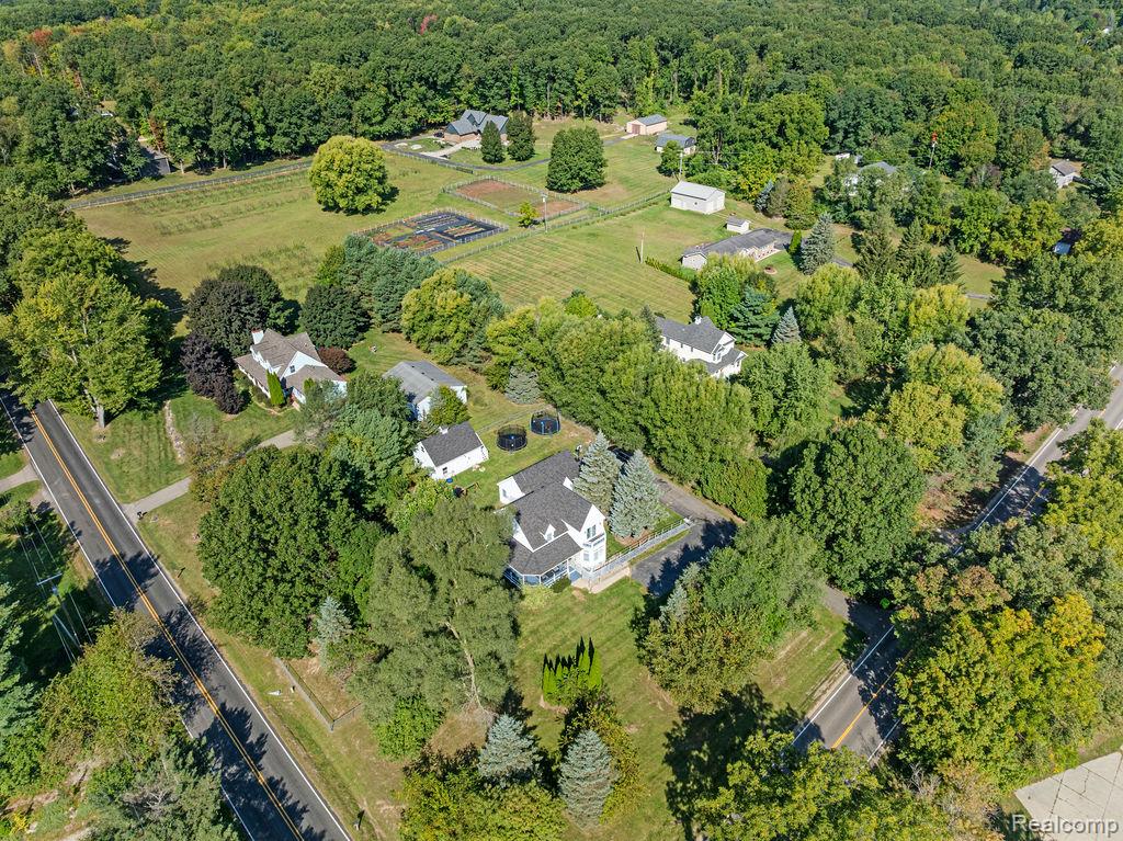 1476 County Farm Road Howell City MI 48843