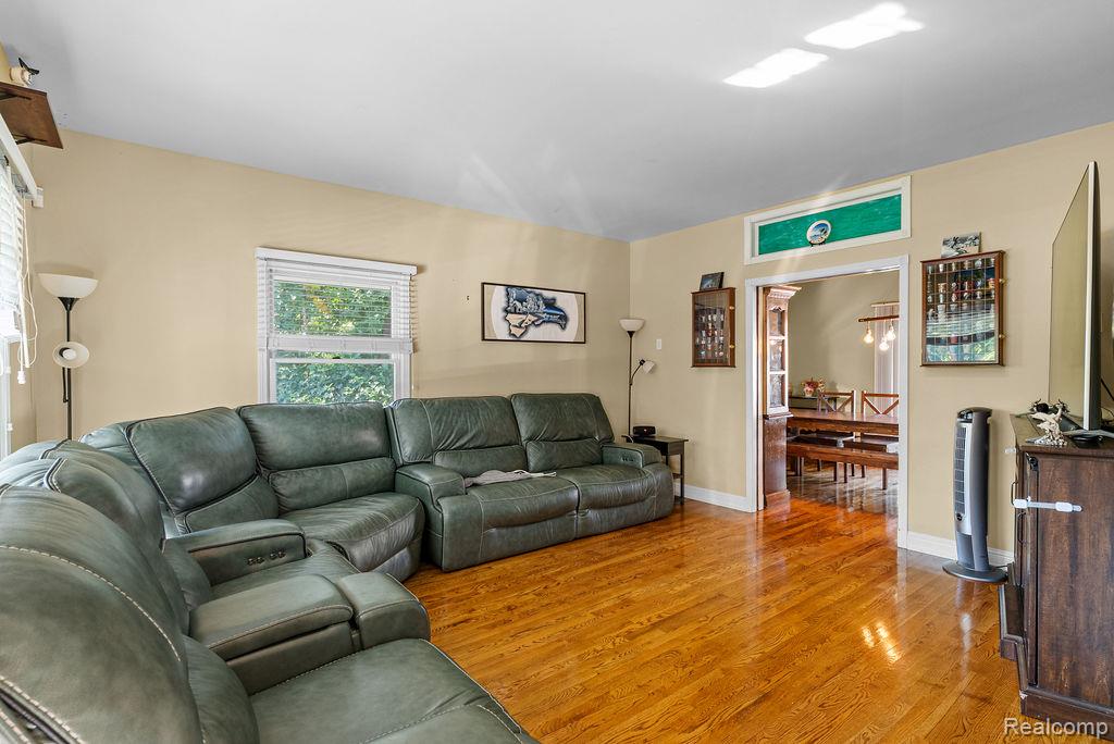 1476 County Farm Road Howell City MI 48843