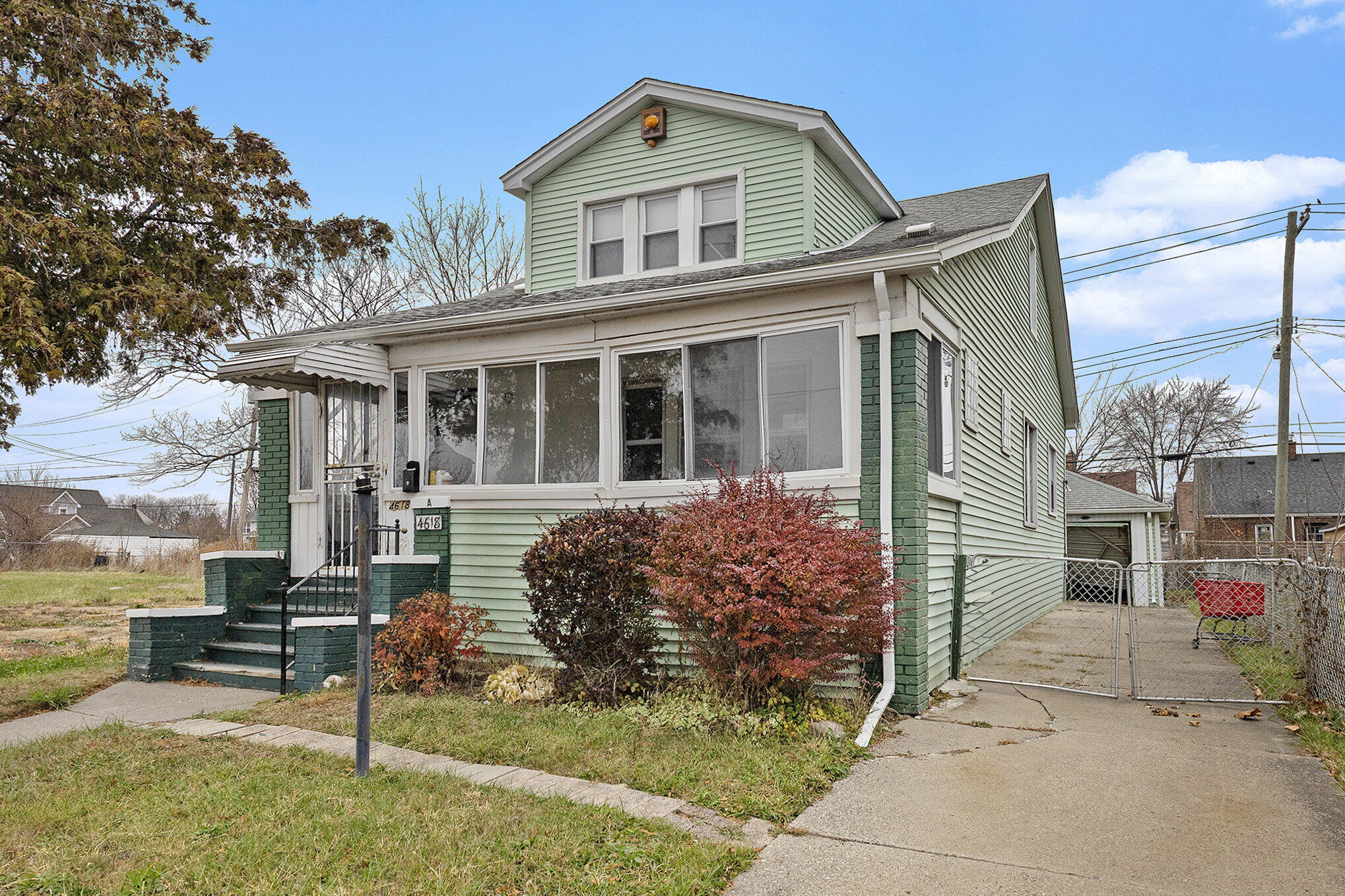 4618 Alter Road Detroit City MI 48215
