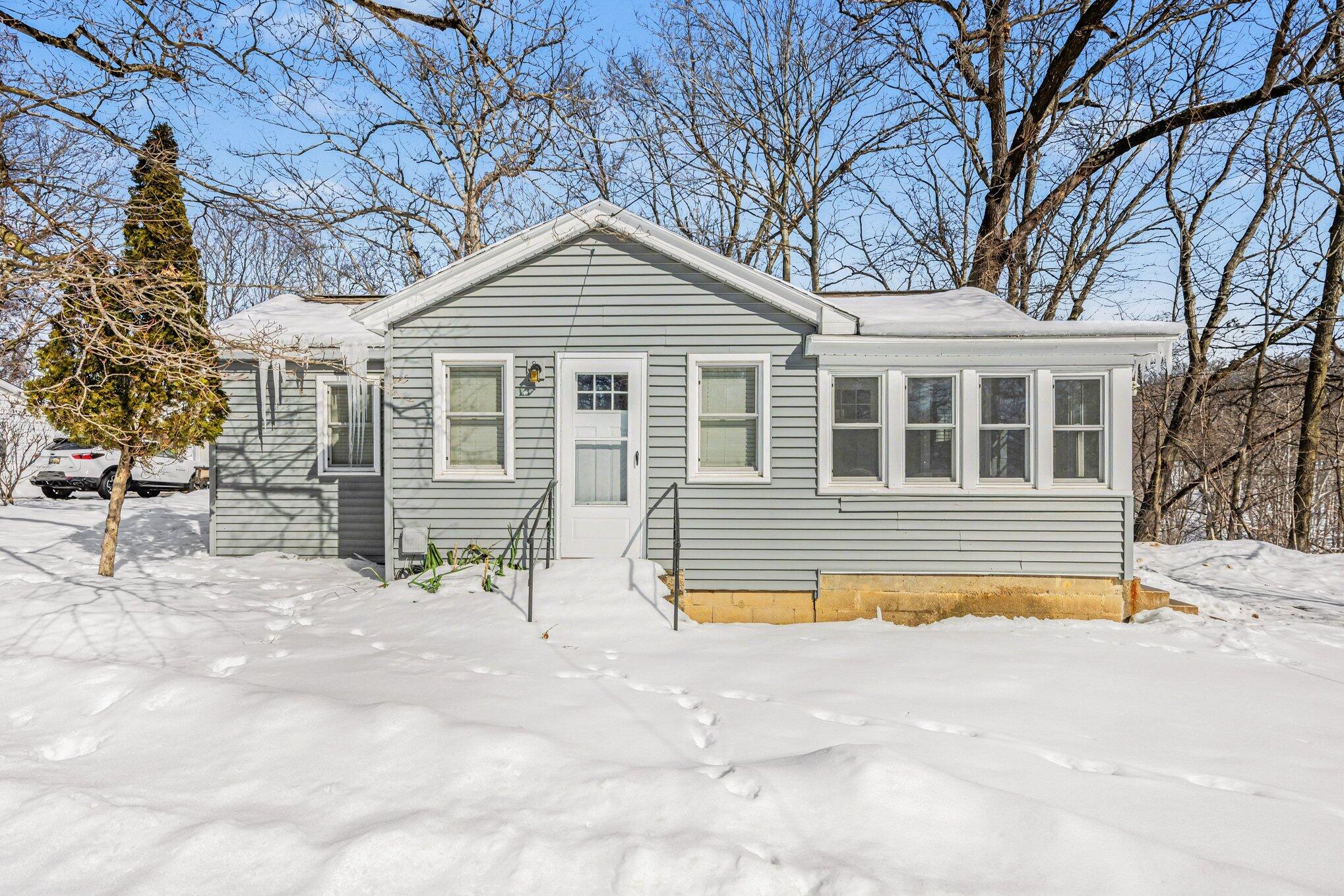 329 Bond Street Allegan City MI 49010