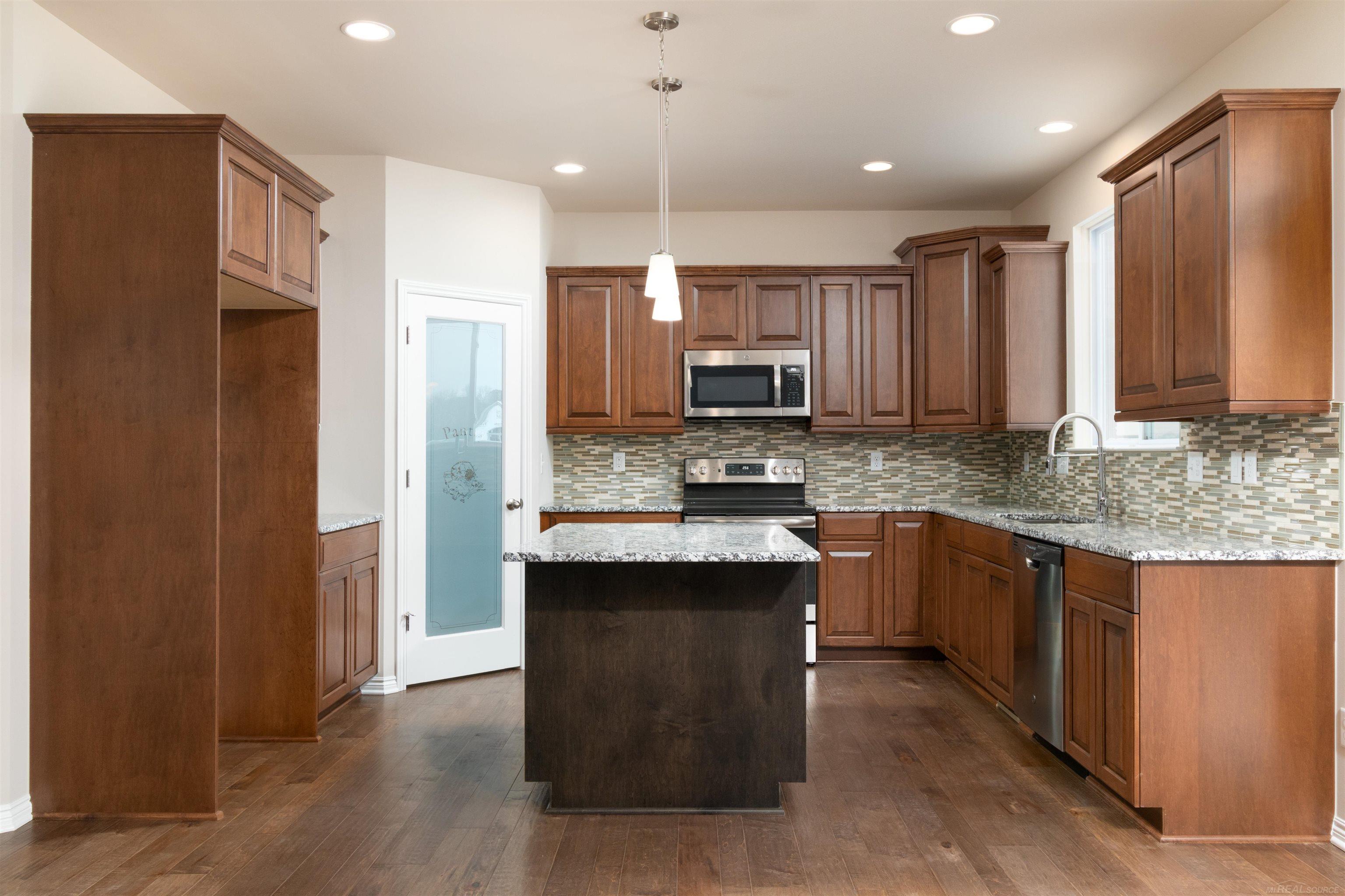 16809 Trajan Drive Macomb Township MI 48044