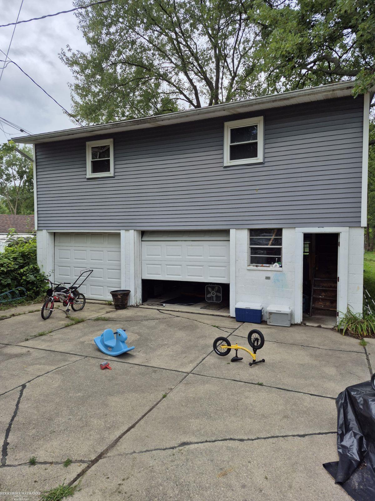 19375 Mcgill Street Roseville City MI 48066