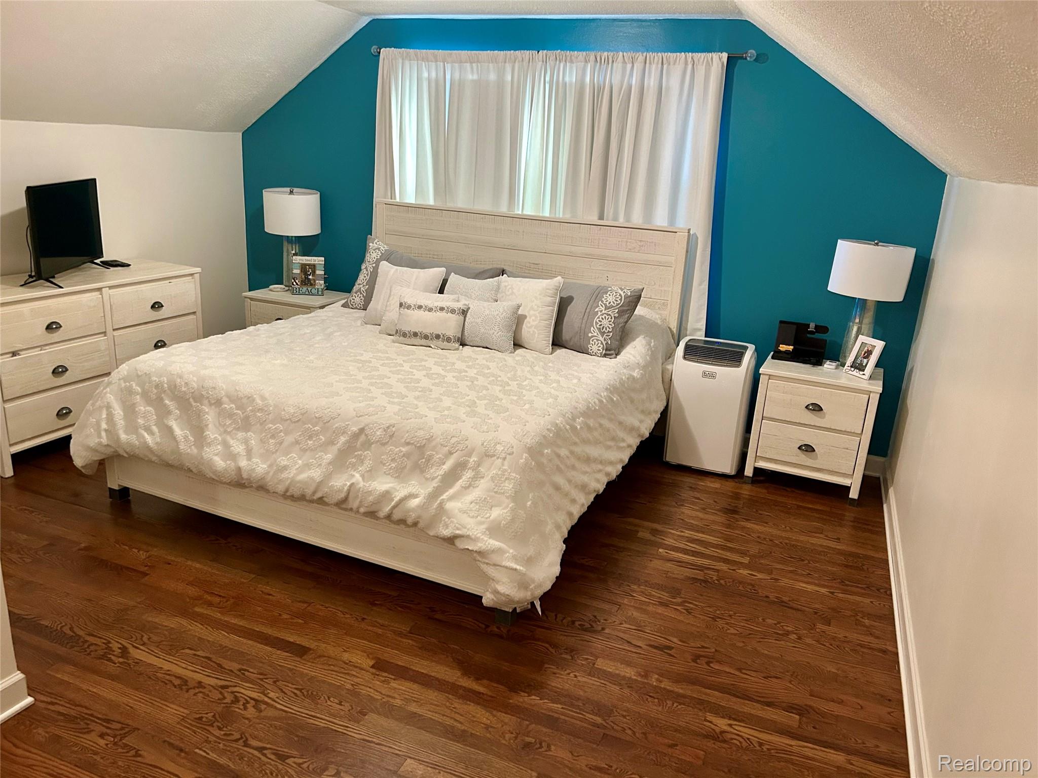 7221 Winona Avenue Allen Park City MI 48101