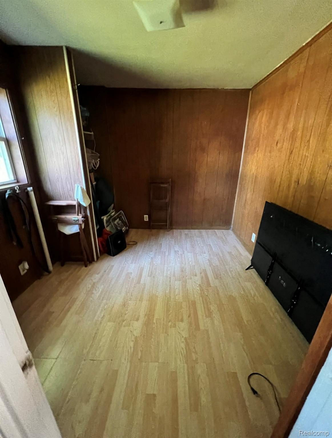 2221 Salt Street Saginaw City MI 48602